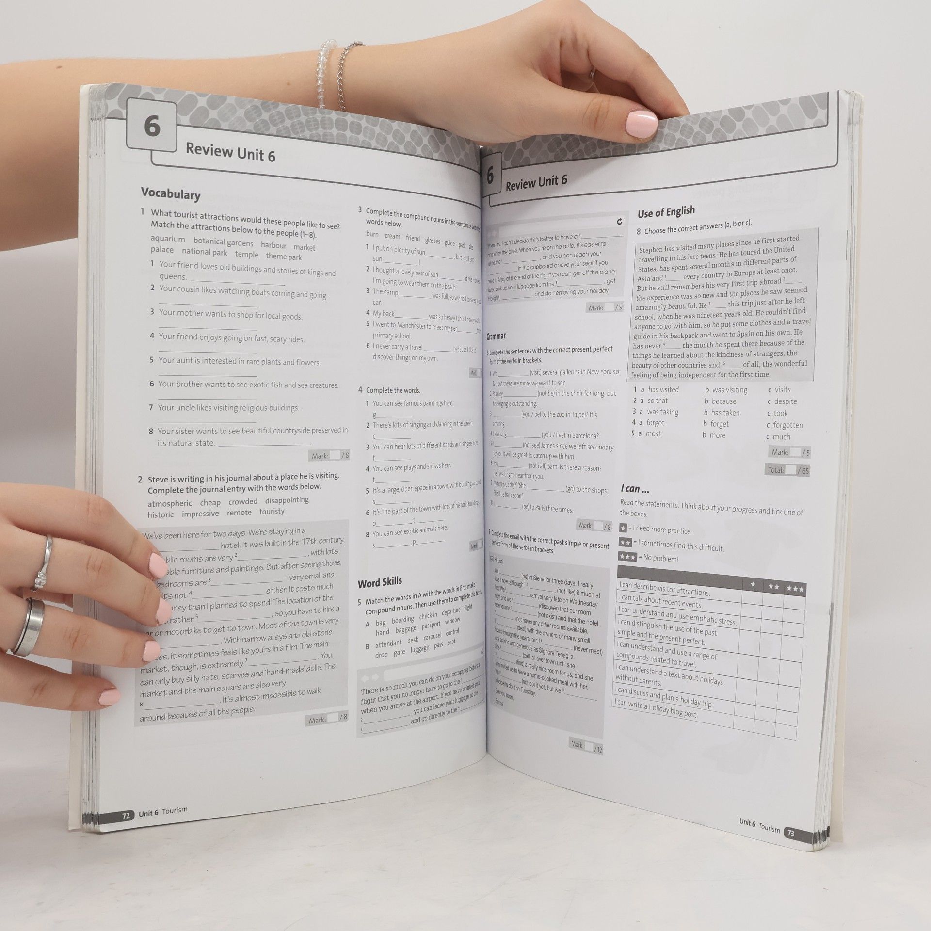 Tim Falla Maturita Solutions. Pre-Intermediate. Workbook