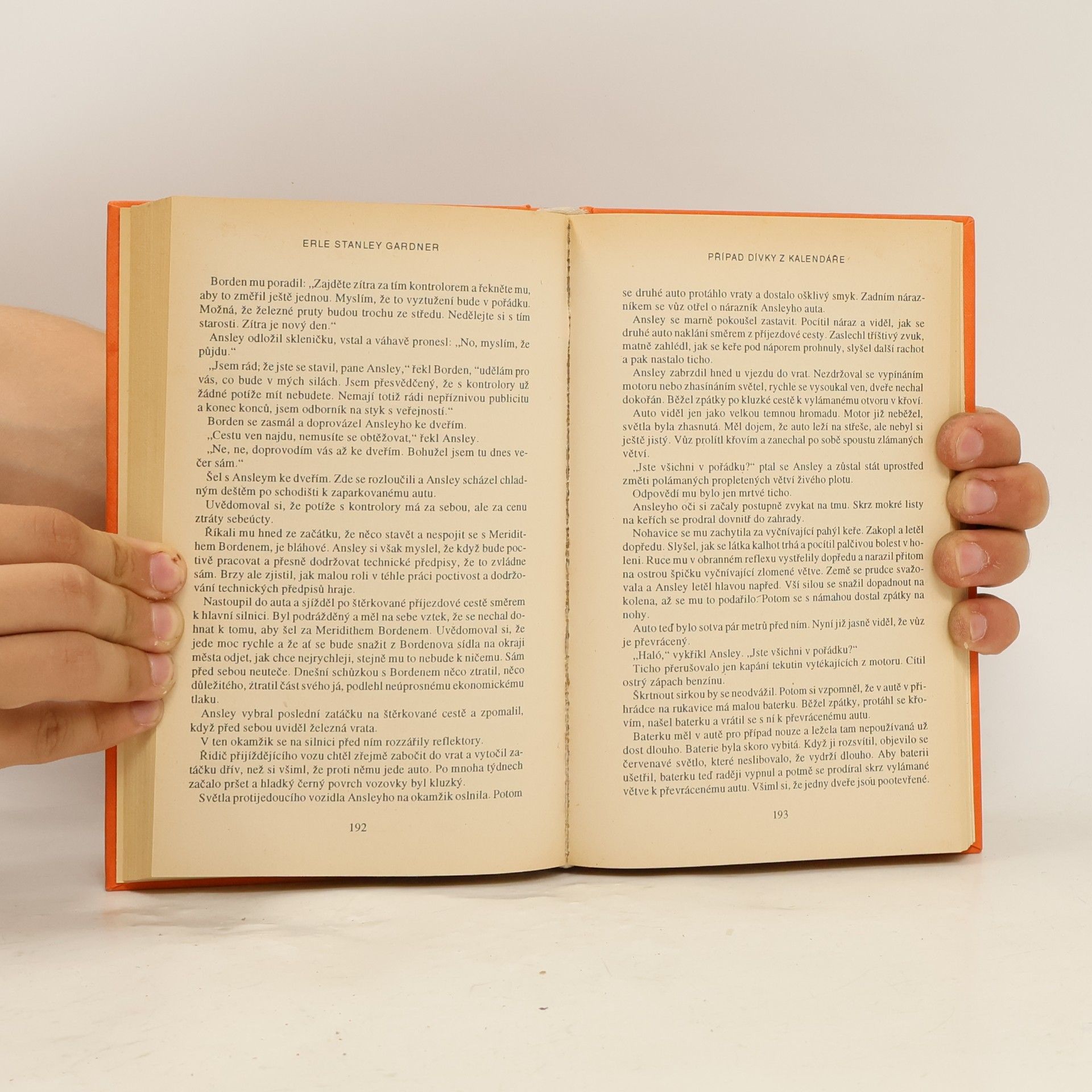 Erle Stanley Gardner Případ modelek s dlouhýma nohama. Případ dívky z kalendáře