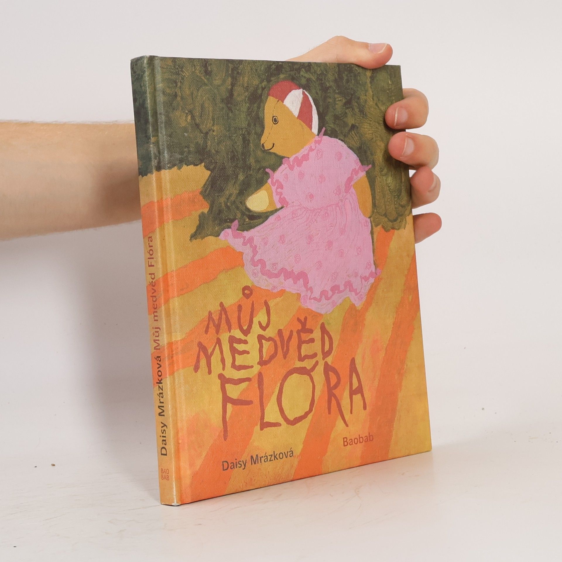 Daisy Mrázková Můj medvěd Flóra