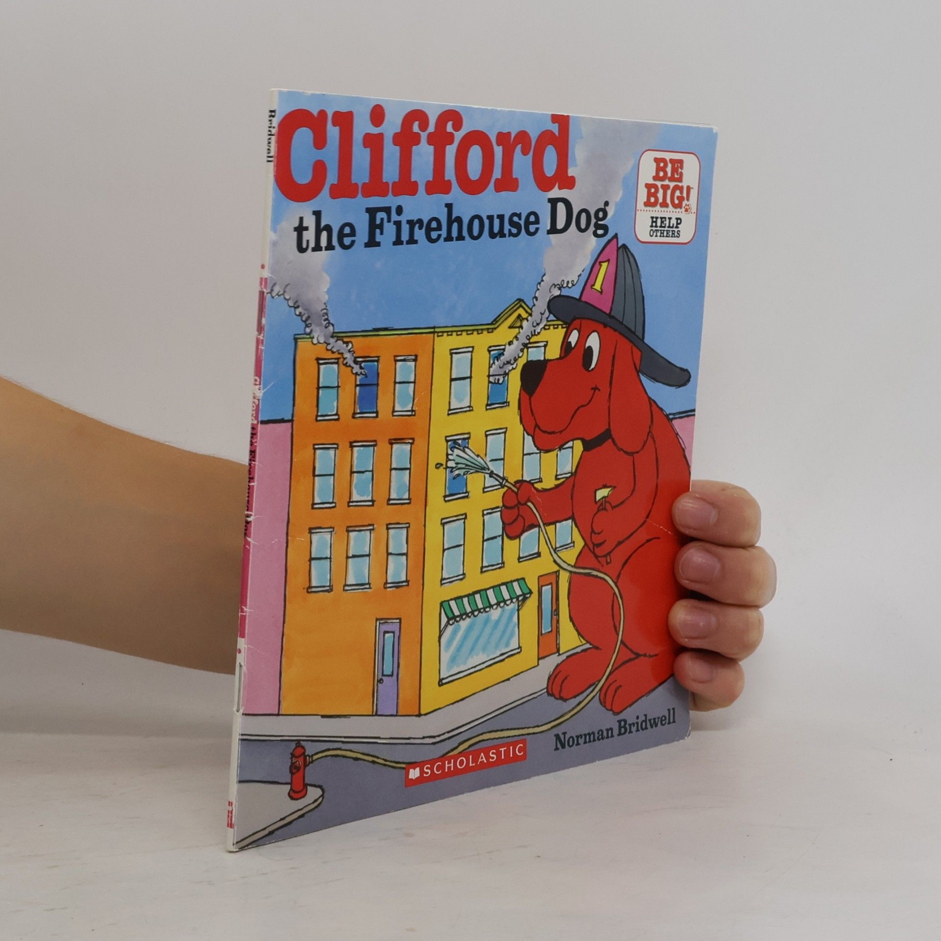Norman Bridwell Clifford the Firehouse Dog (Classic Storybook)