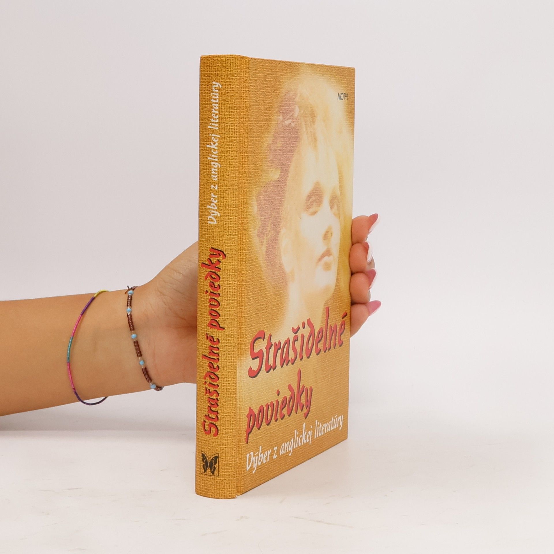 Collectif d'auteurs Strašidelné poviedky