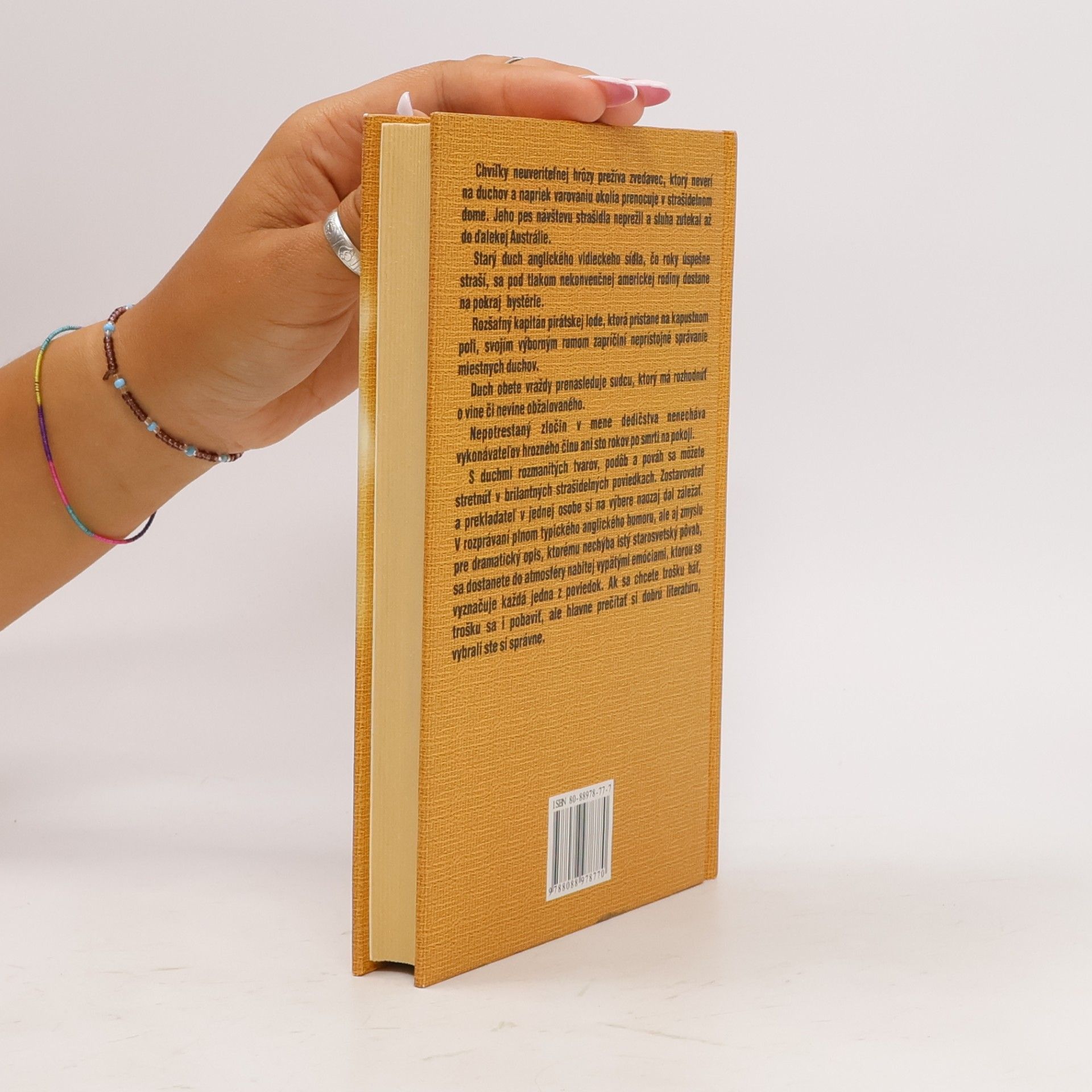 Collectif d'auteurs Strašidelné poviedky