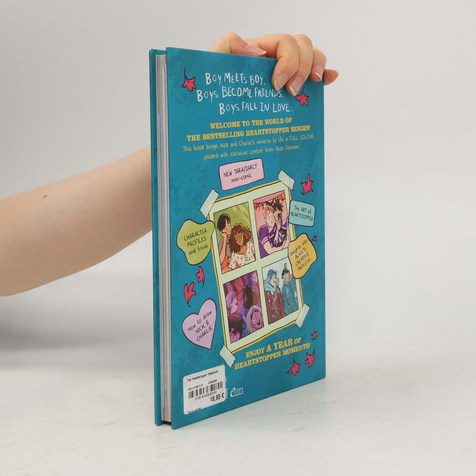Alice Oseman The Heartstopper yearbook