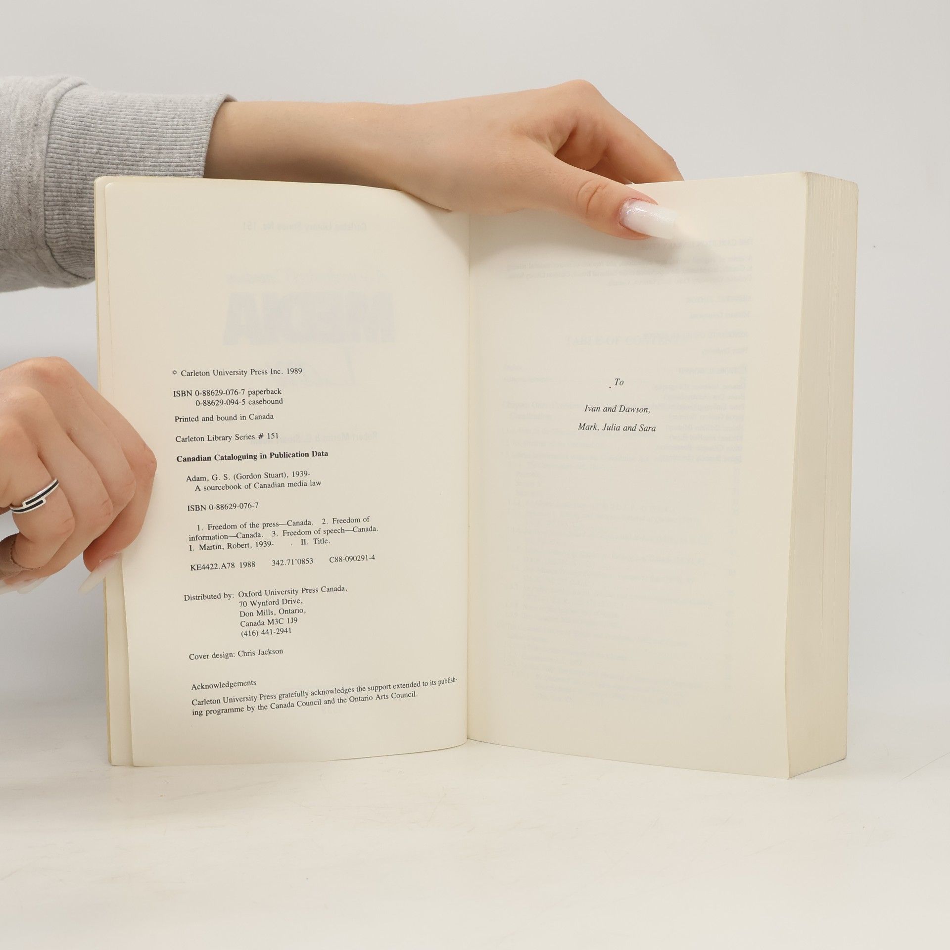 Роберт Мартин Carleton Library Series - 151: Sourcebook of Canadian Media Law