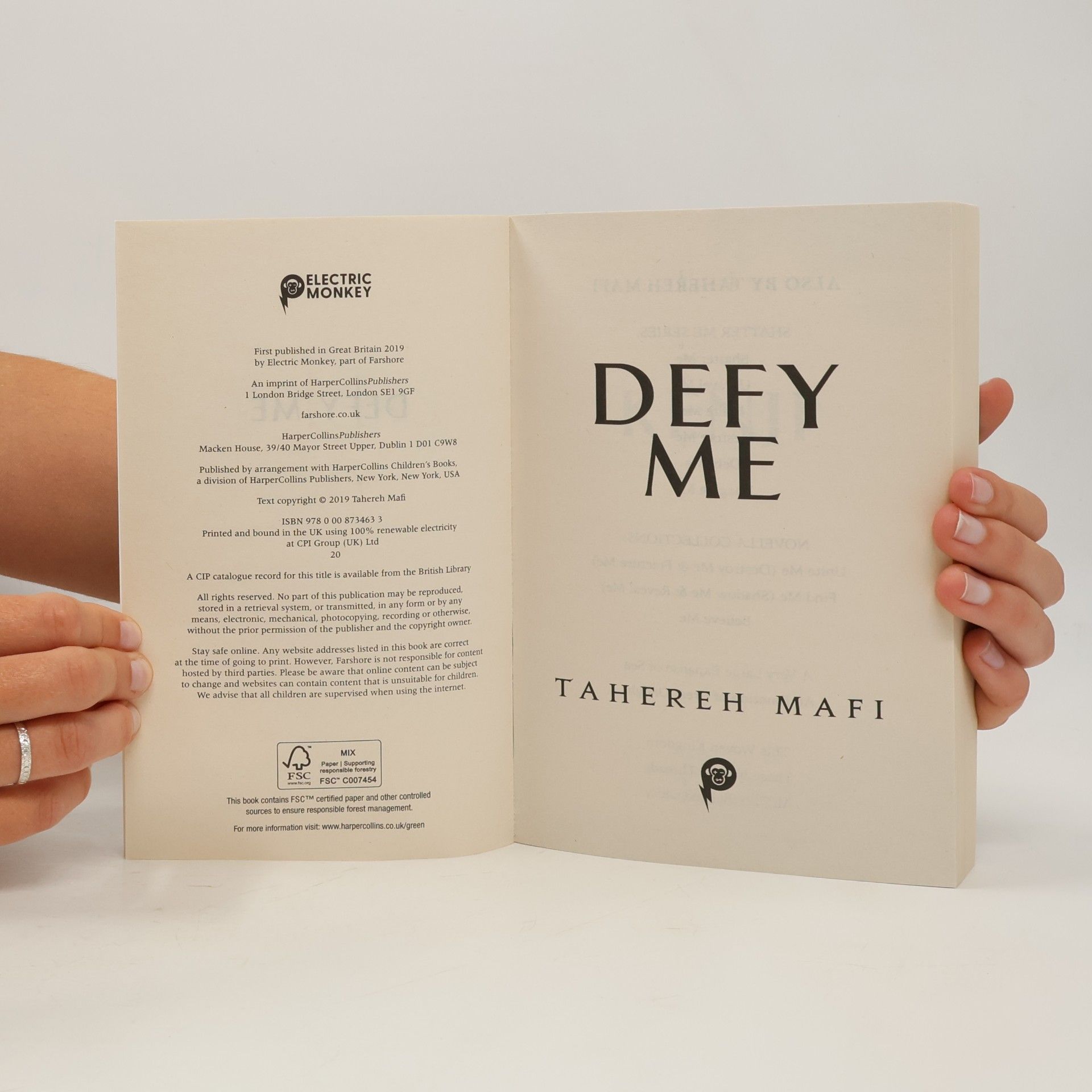 Tahereh Mafi Defy Me
