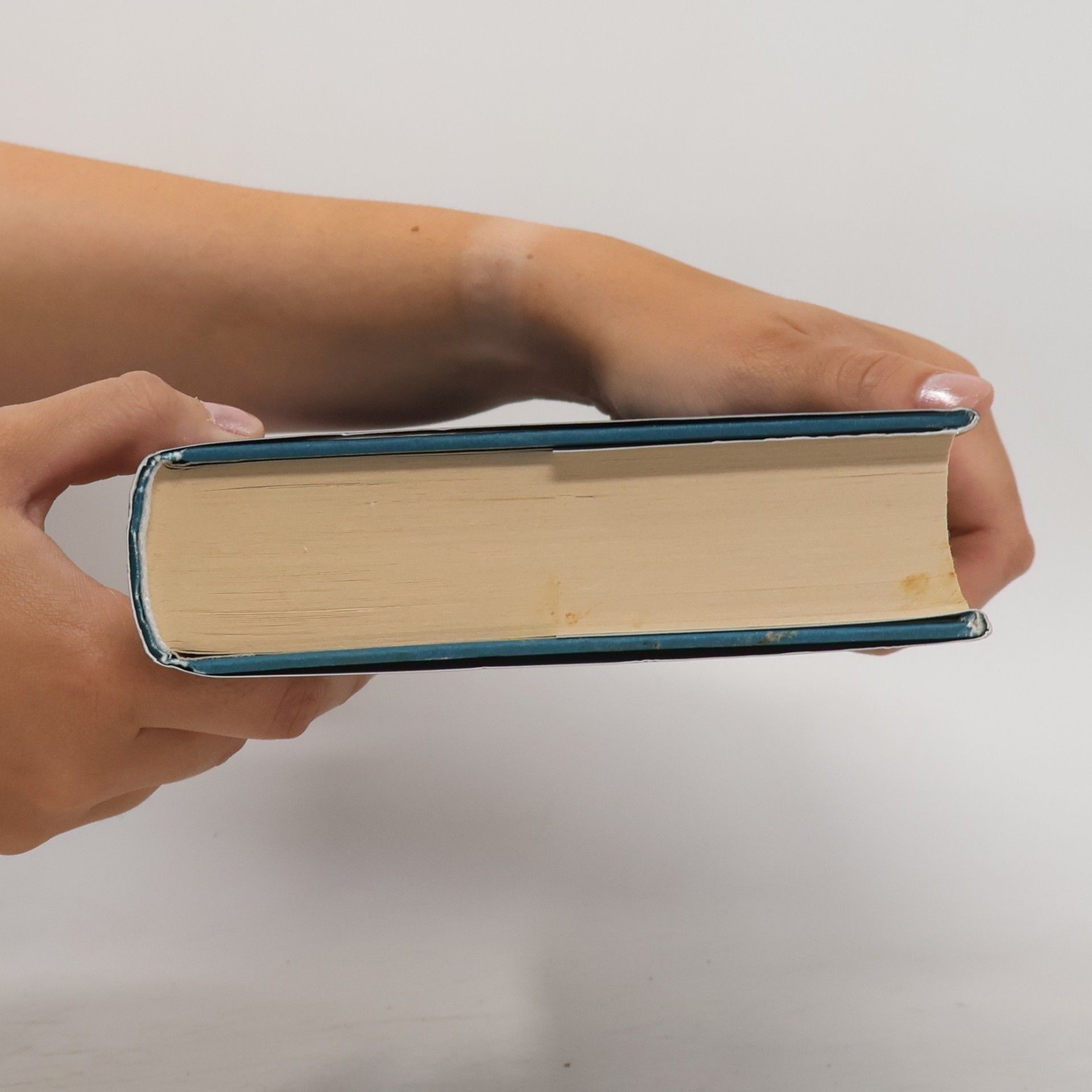 Liane Moriarty Deväť neznámych