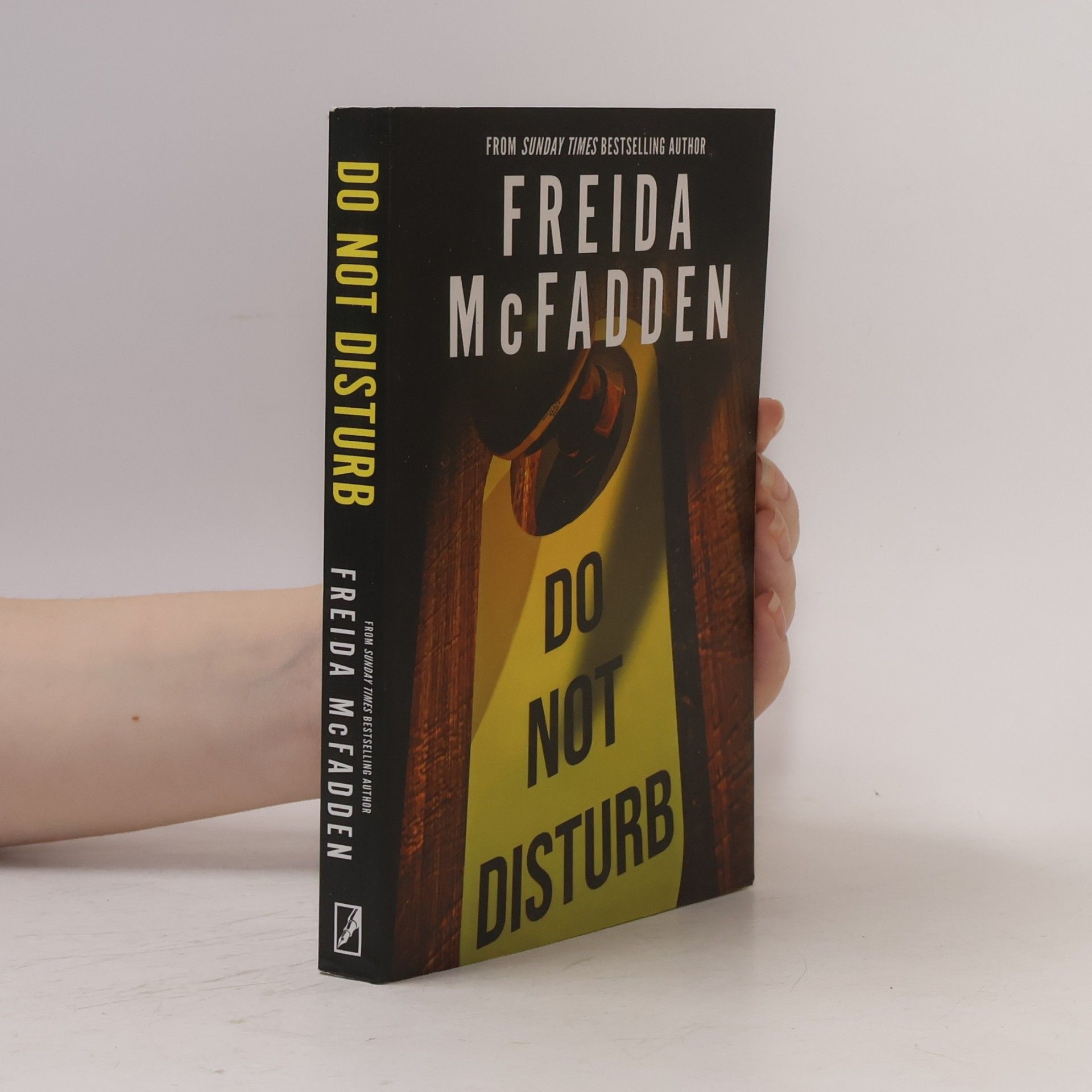 Freida McFadden Do Not Disturb