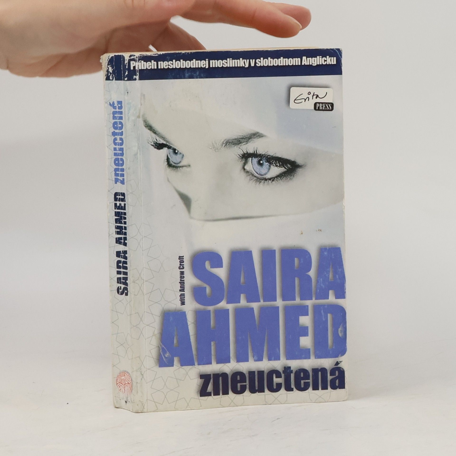 Saira Ahmed Zneuctená