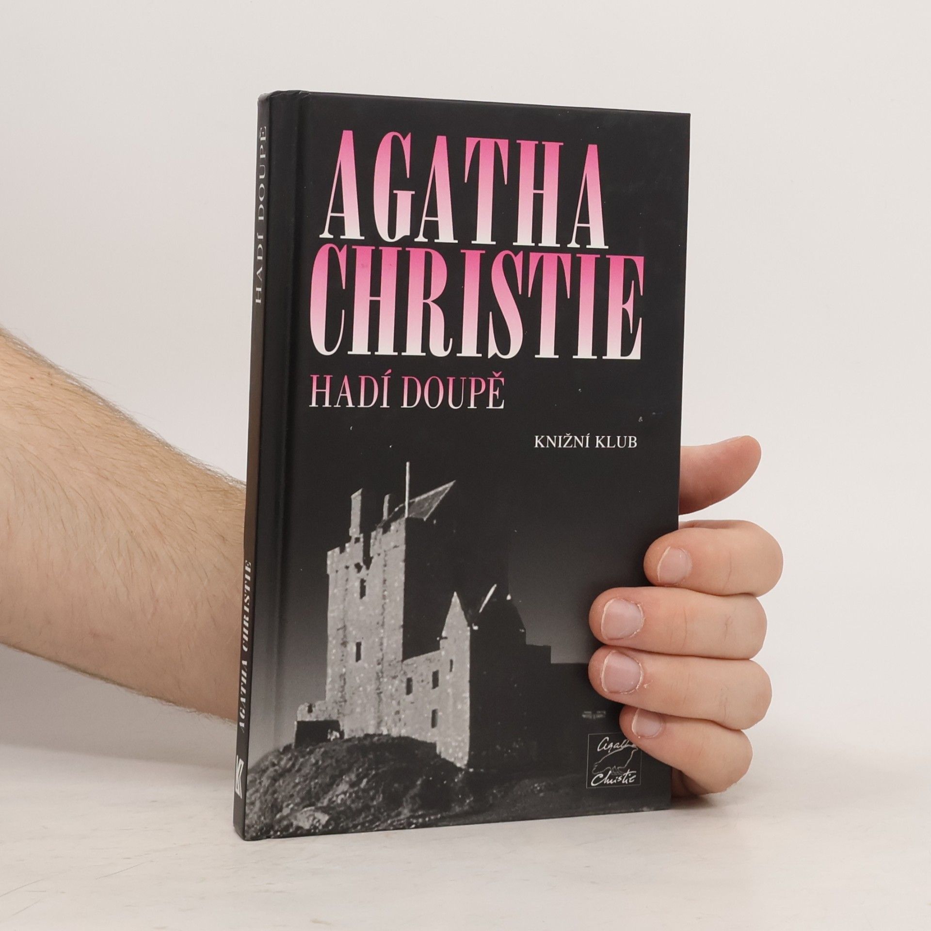 Agatha Christie Hadí doupě
