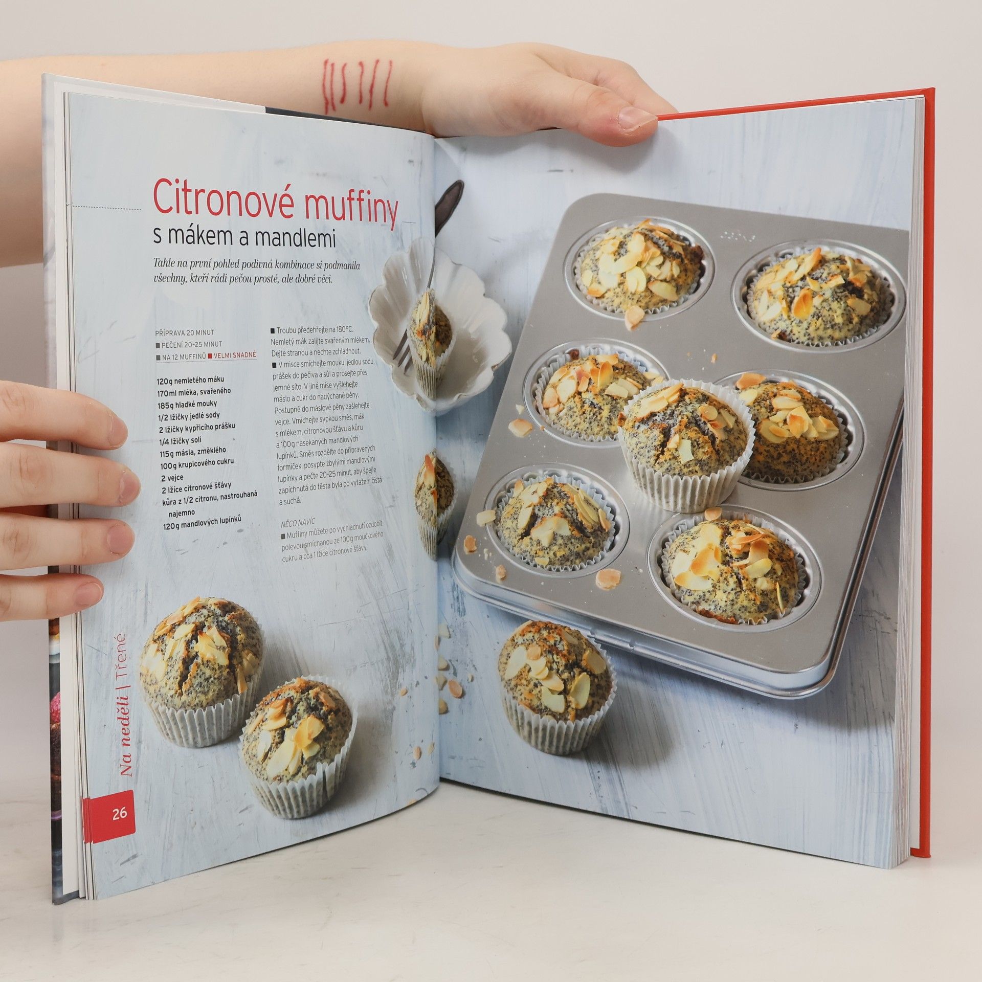 AA.VV. The best of Apetit : 150 sladkých receptů Apetit