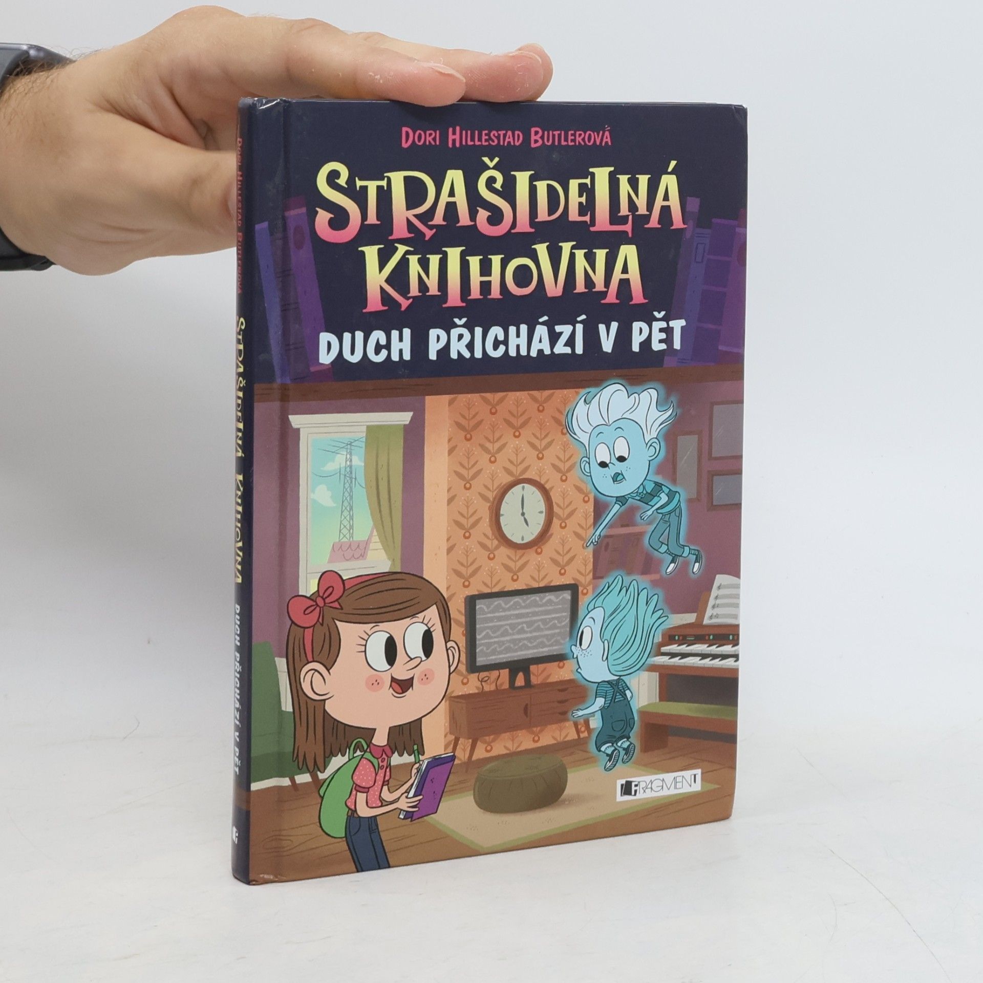 Dori Hillestad Butler Strašidelná knihovna. Duch přichází v pět.