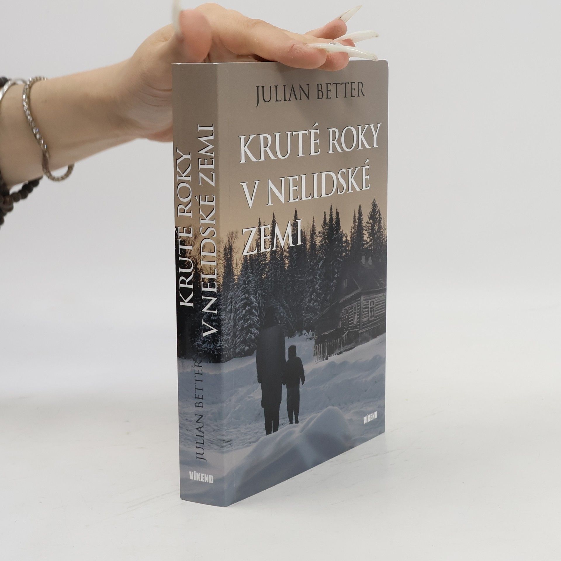 Julian Better Kruté roky v nelidské zemi