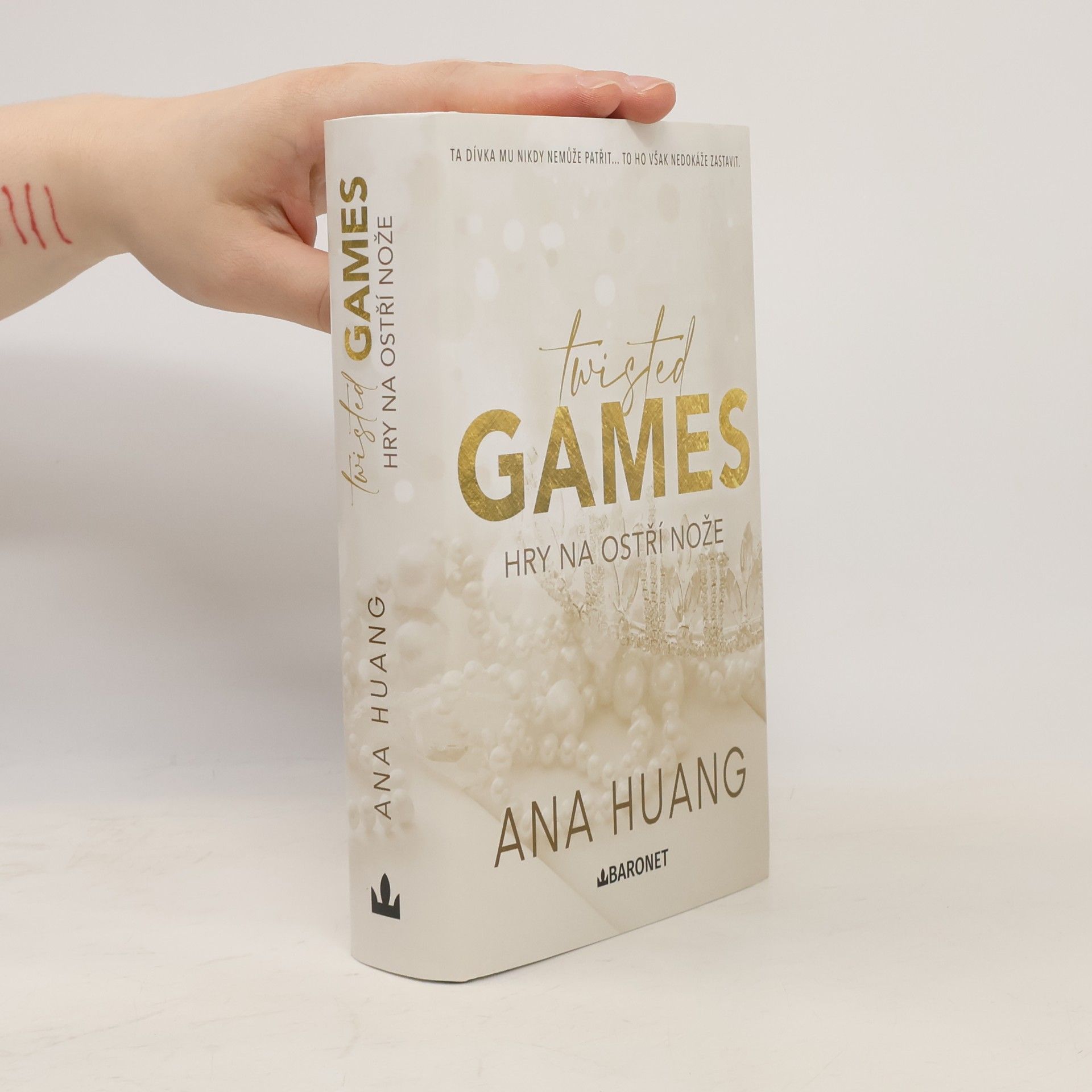 Ivana Dresia Twisted games. Hry na ostří nože