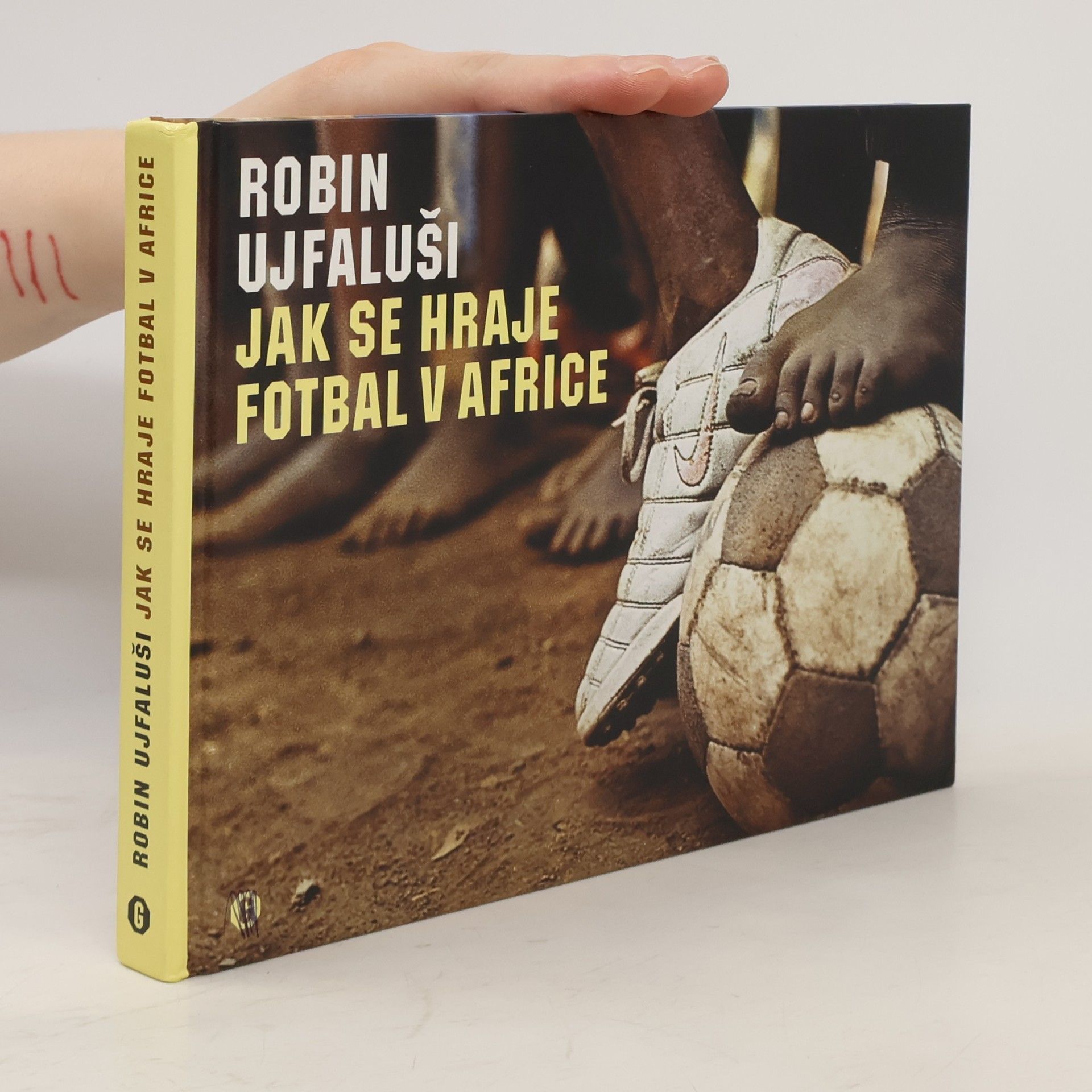 Robin Ujfaluši Jak se hraje fotbal v Africe