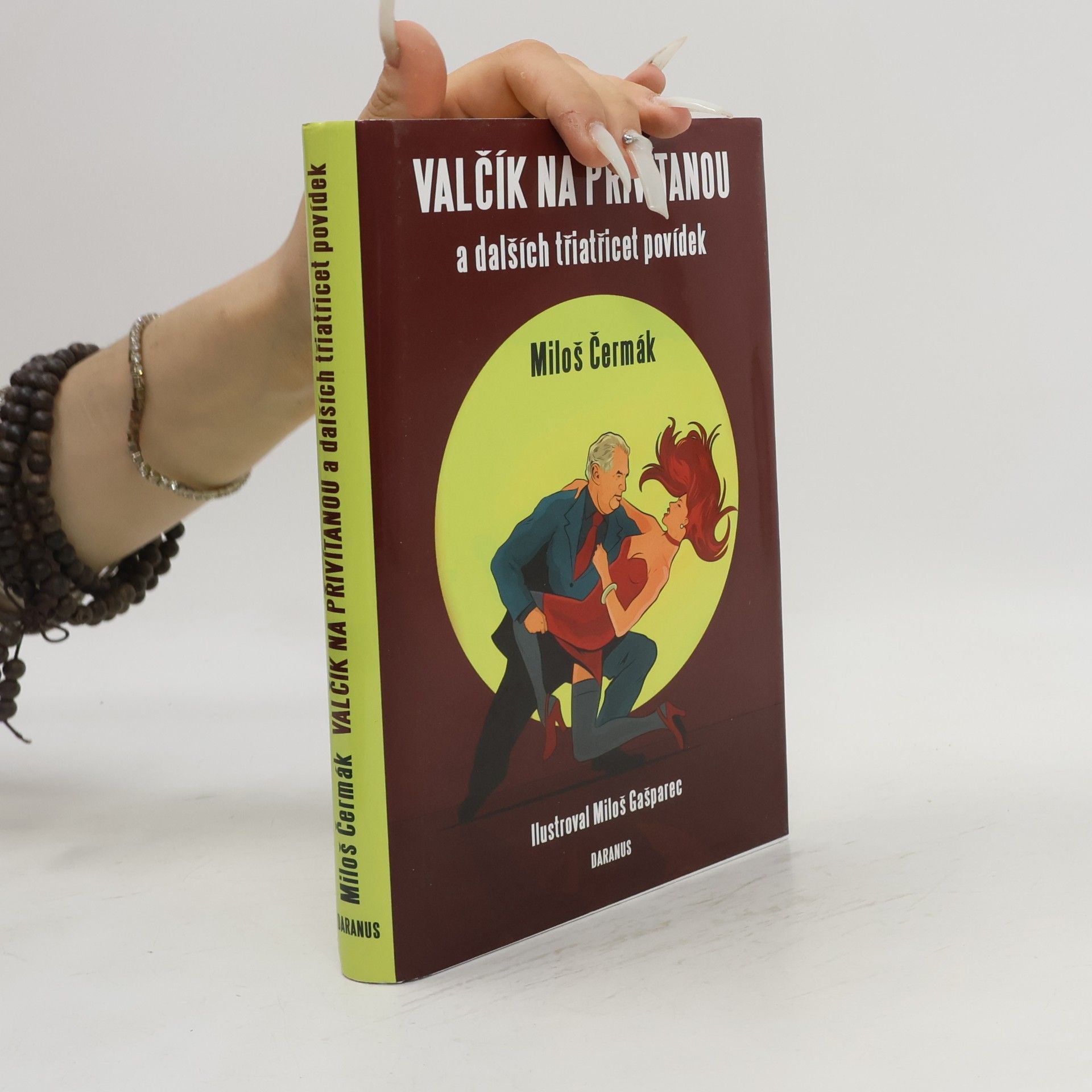 Miloš Gašparec Valčík na přivítanou a dalších třiatřicet povídek