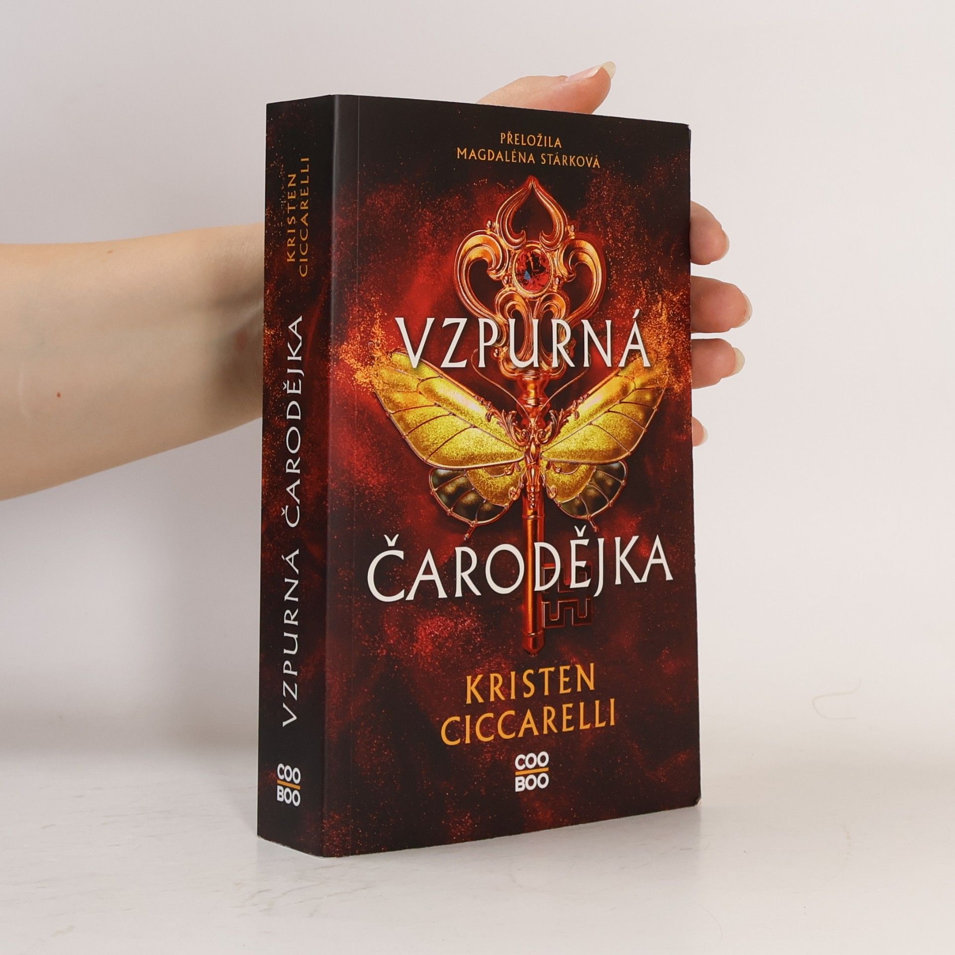 Kristen Ciccarelli Vzpurná čarodějka