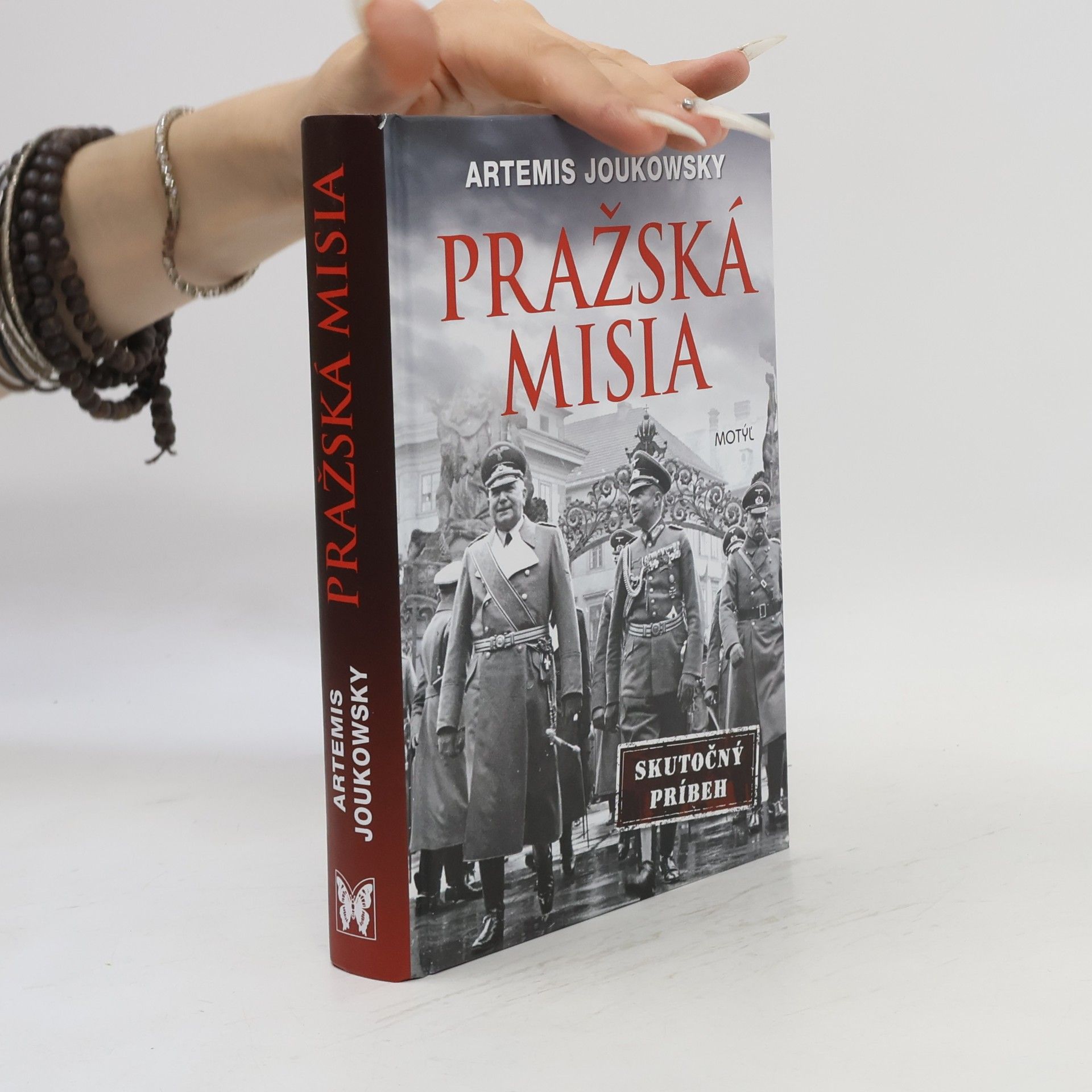 Artemis Joukowsky Pražská misia