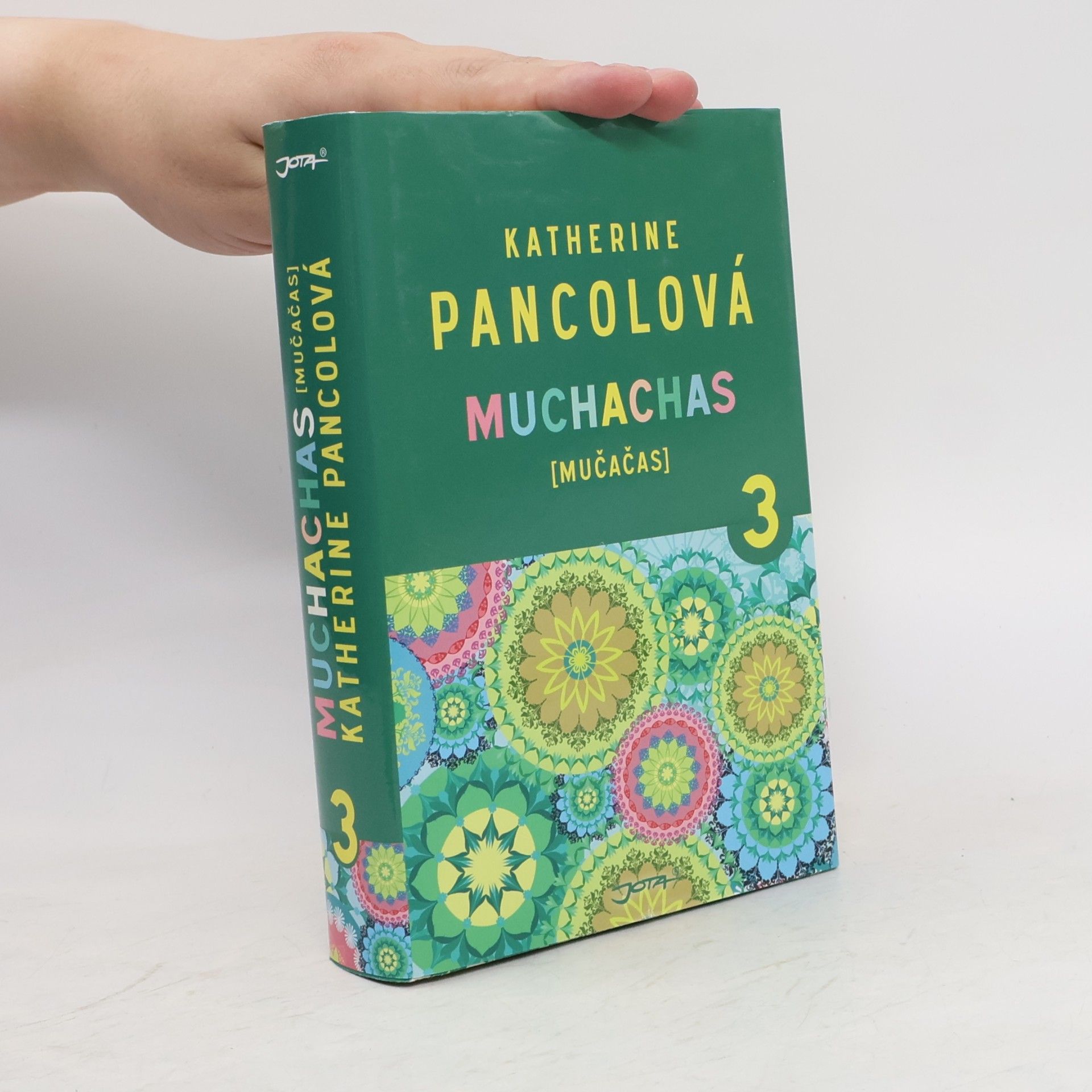 Katherine Pancolová Muchachas (mučačas). 3