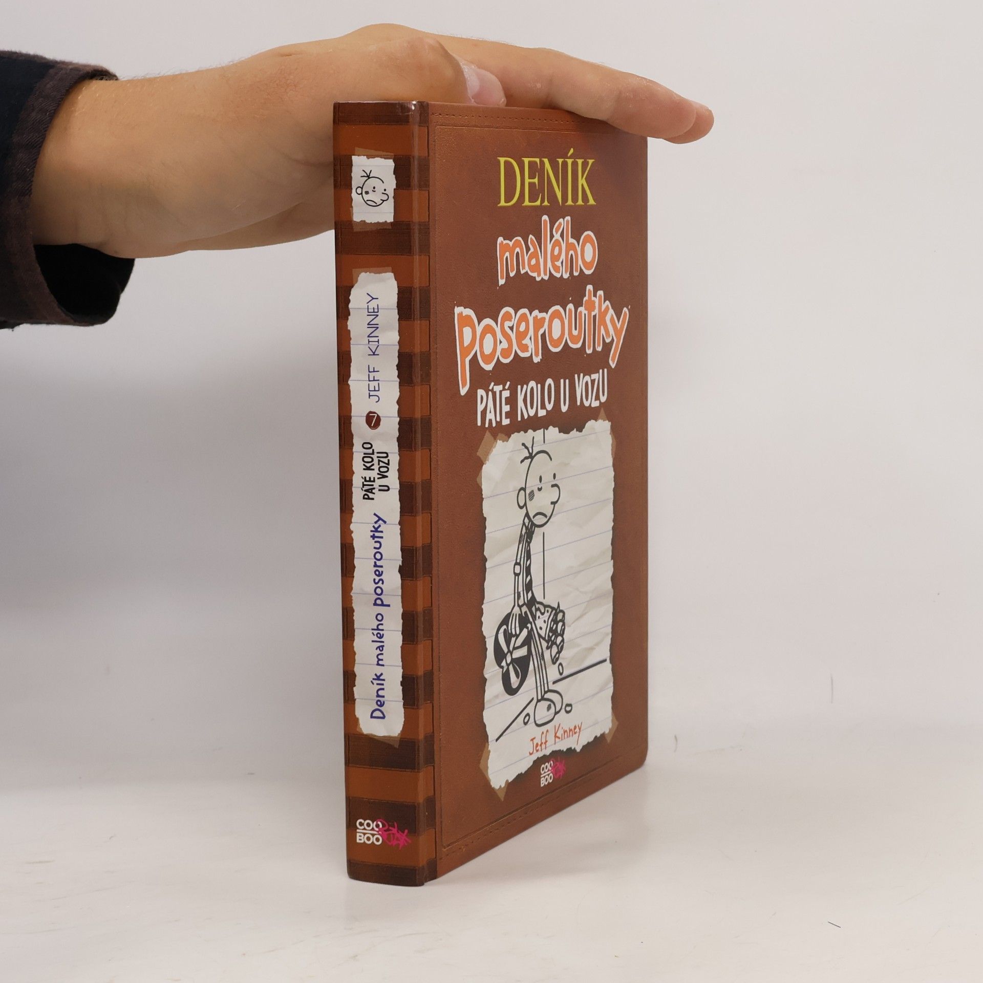 Jeff Kinney Deník malého poseroutky 7. Páté kolo u vozu
