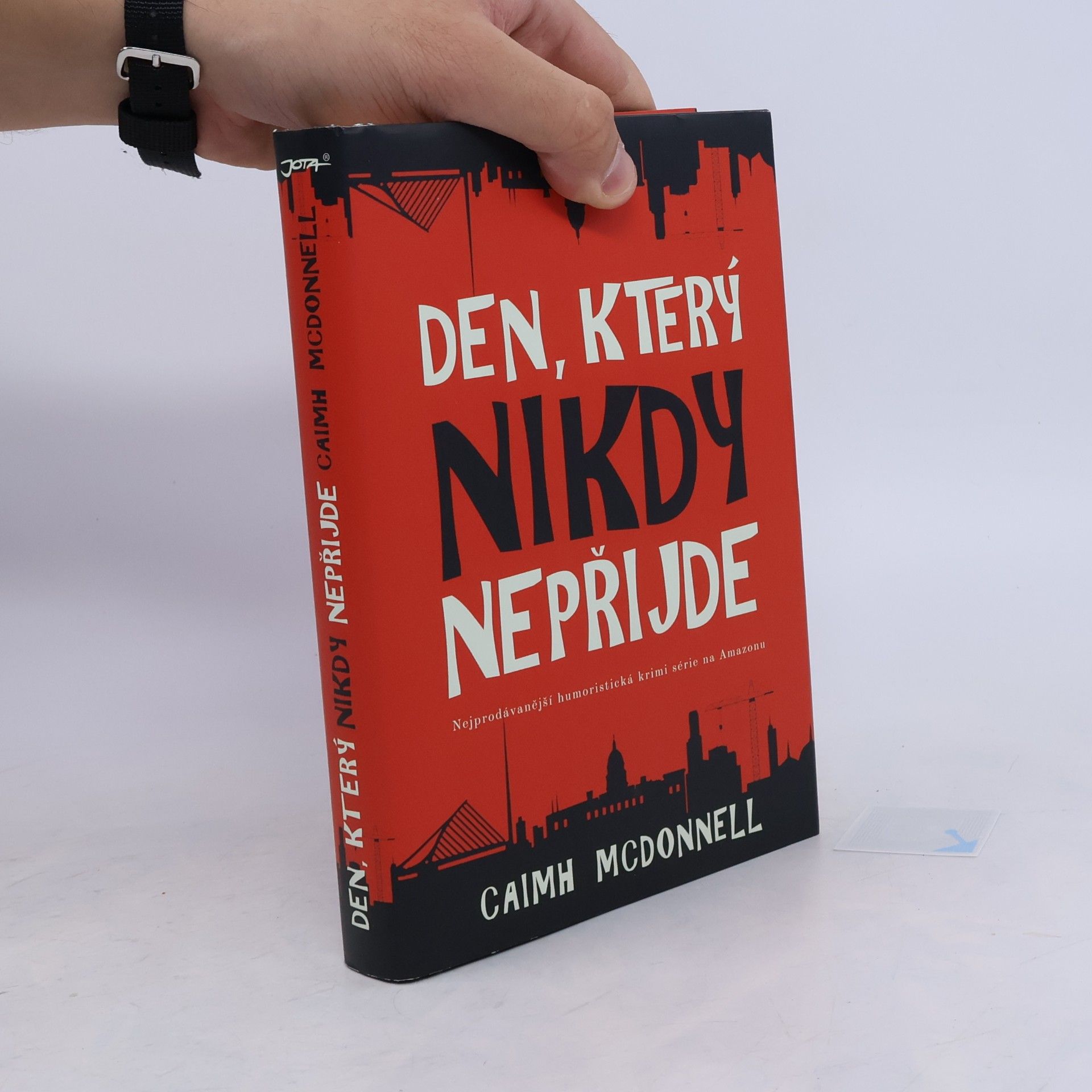 Caimh McDonnell Den, který nikdy nepřijde