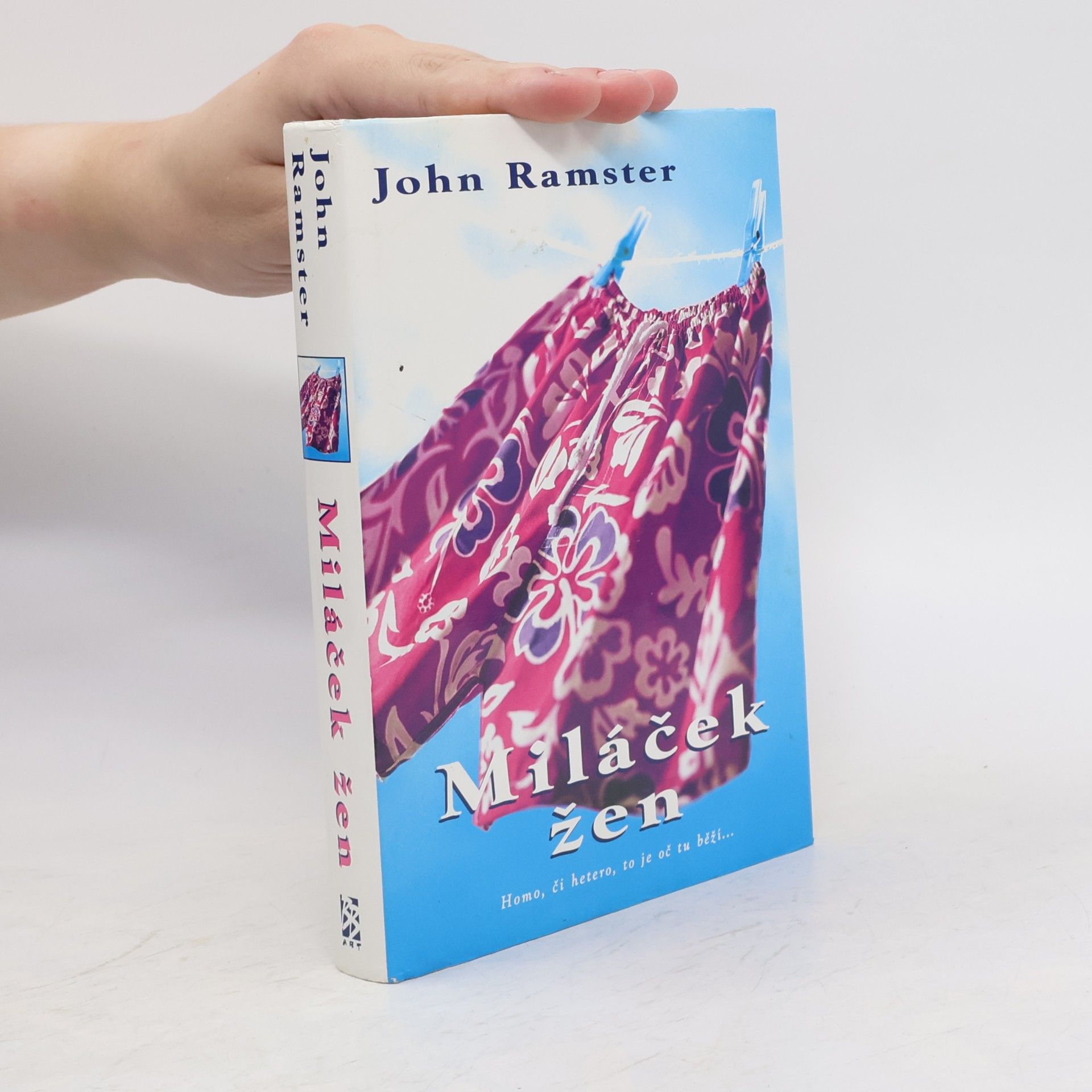 John Ramster Miláček žen
