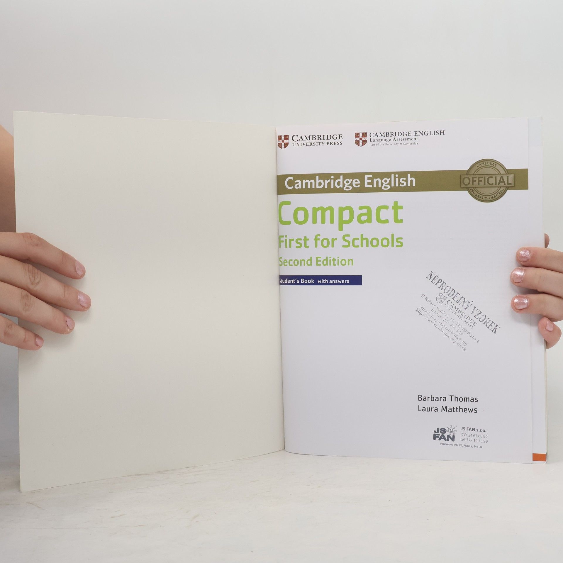 Barbara Thomas Compact : first for schools. Student's book with answers