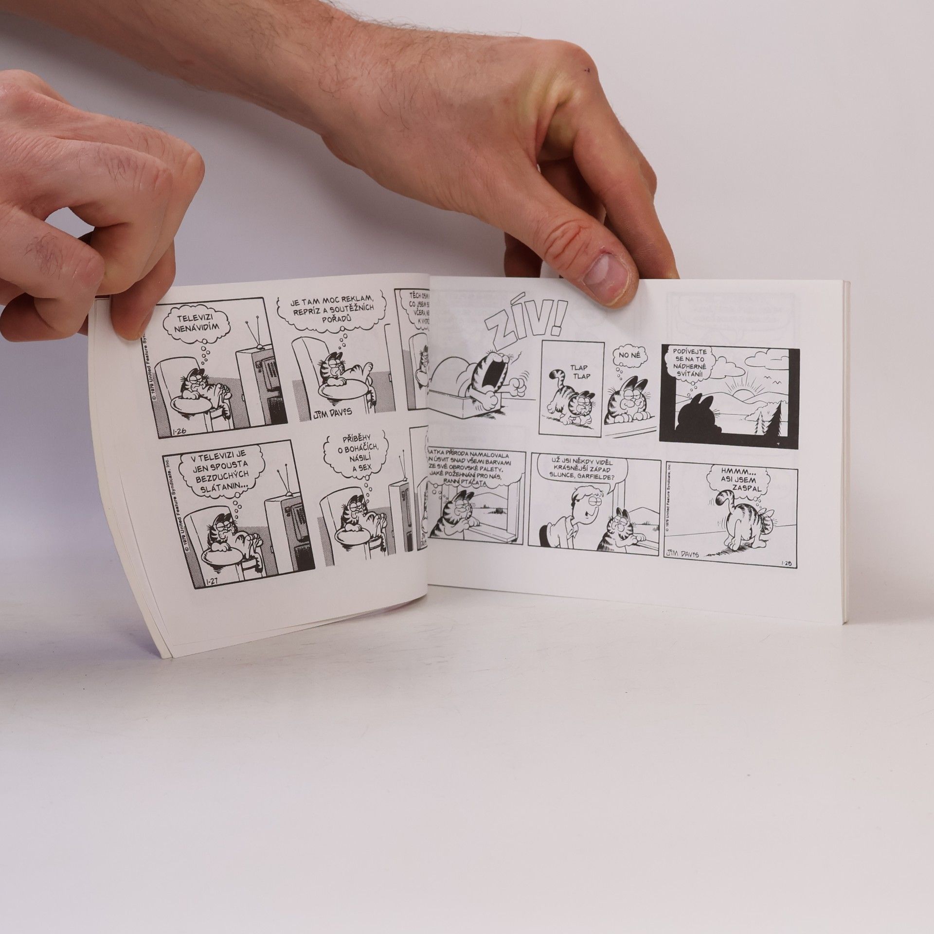 Jim Davis Garfield přibývá na váze