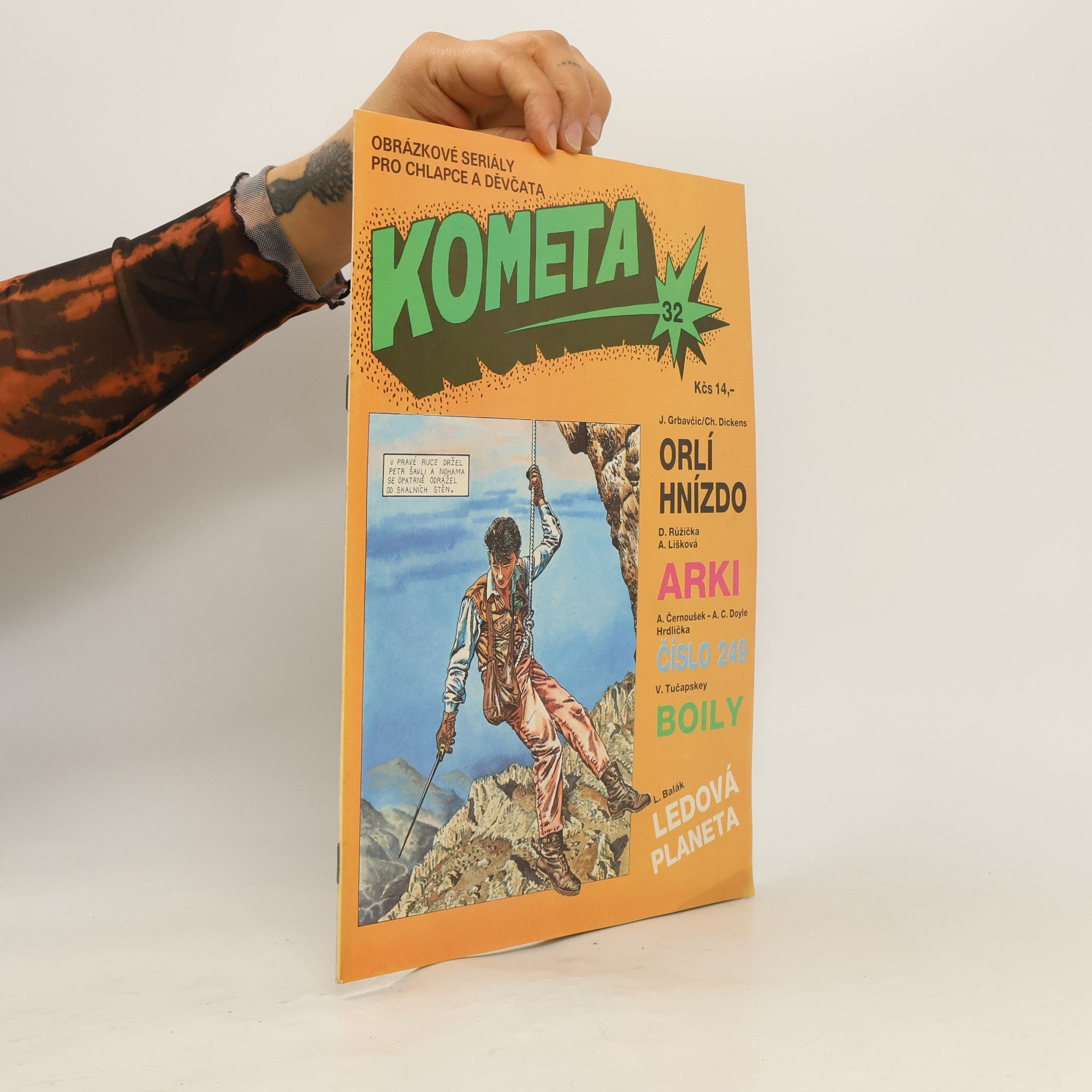 Various authors Kometa 32