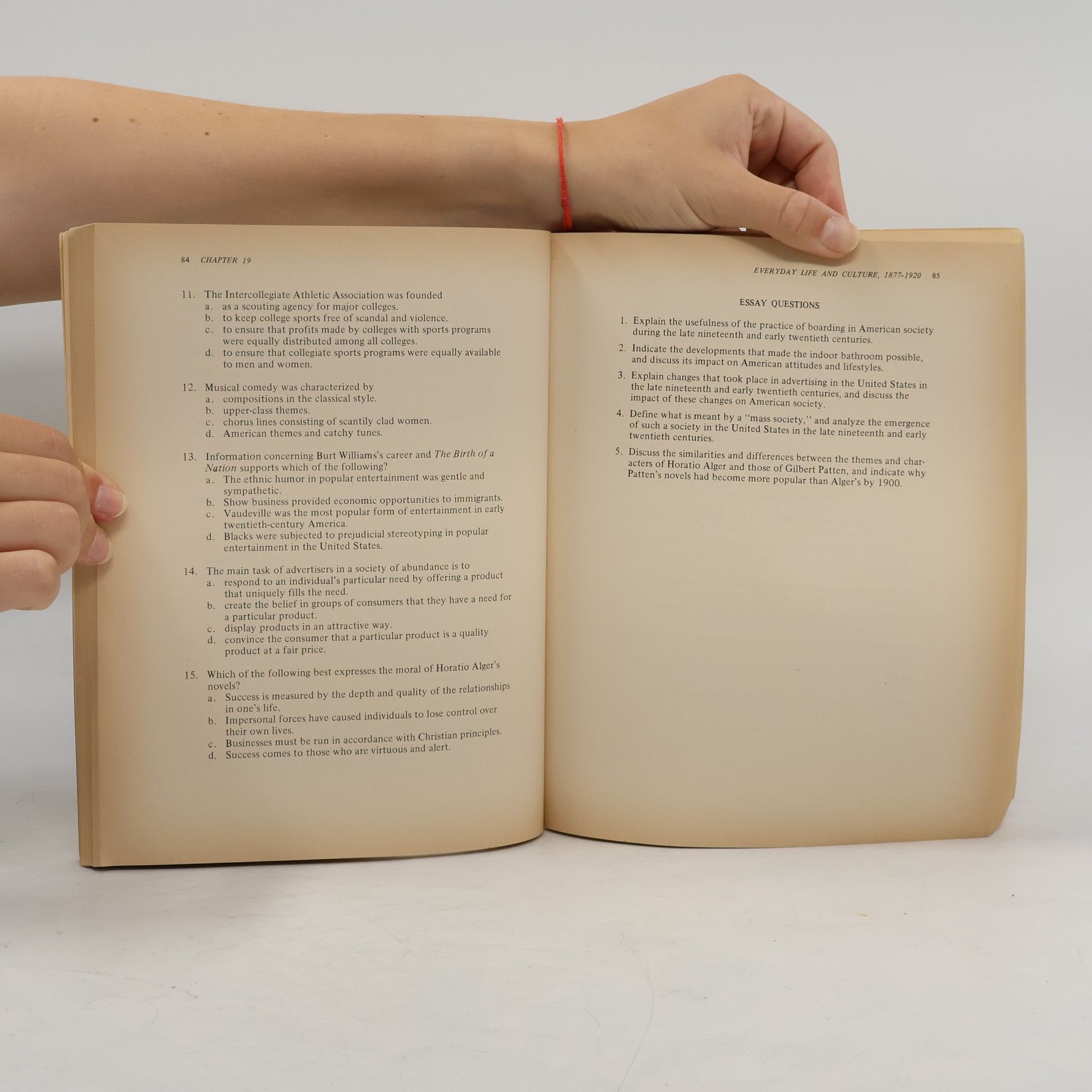 Autorenkollektiv A people and a nation: a history of the United States