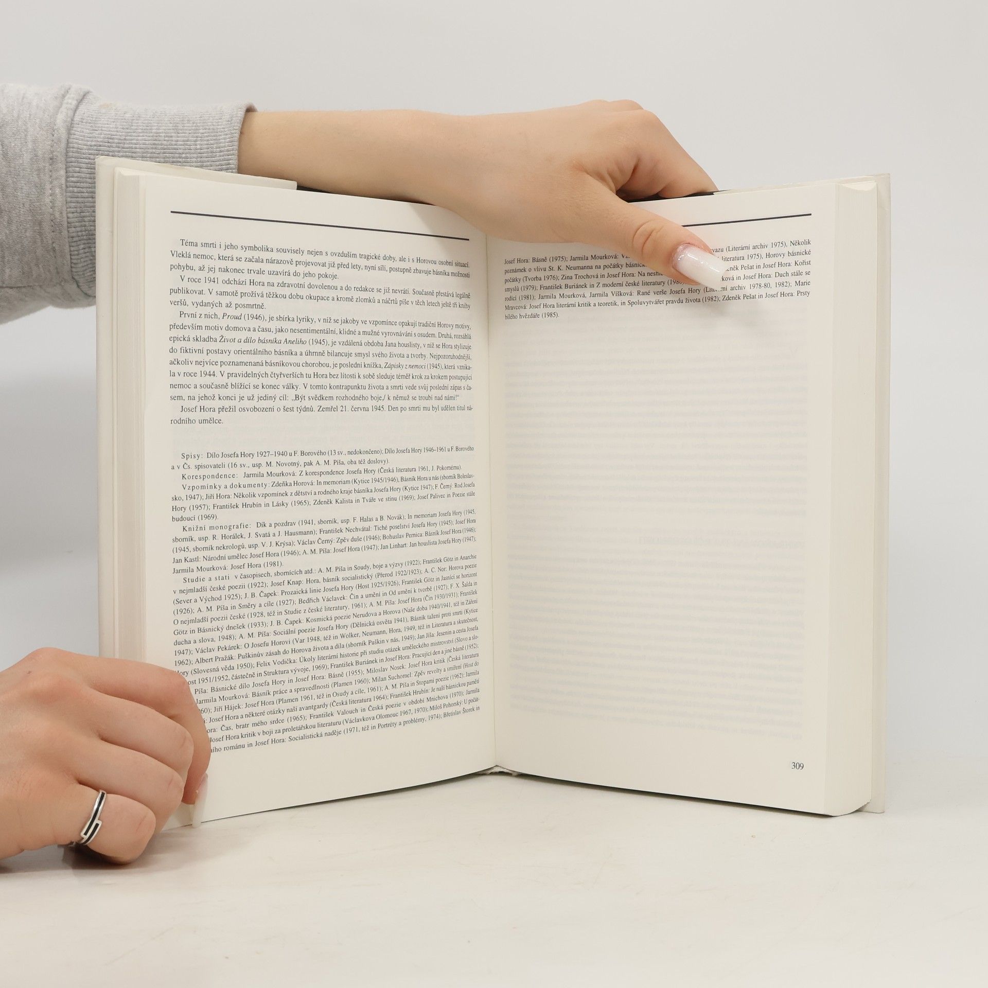 Miroslav Červenka Dějiny české literatury IV. - Literatura od konce 19. století do roku 1945
