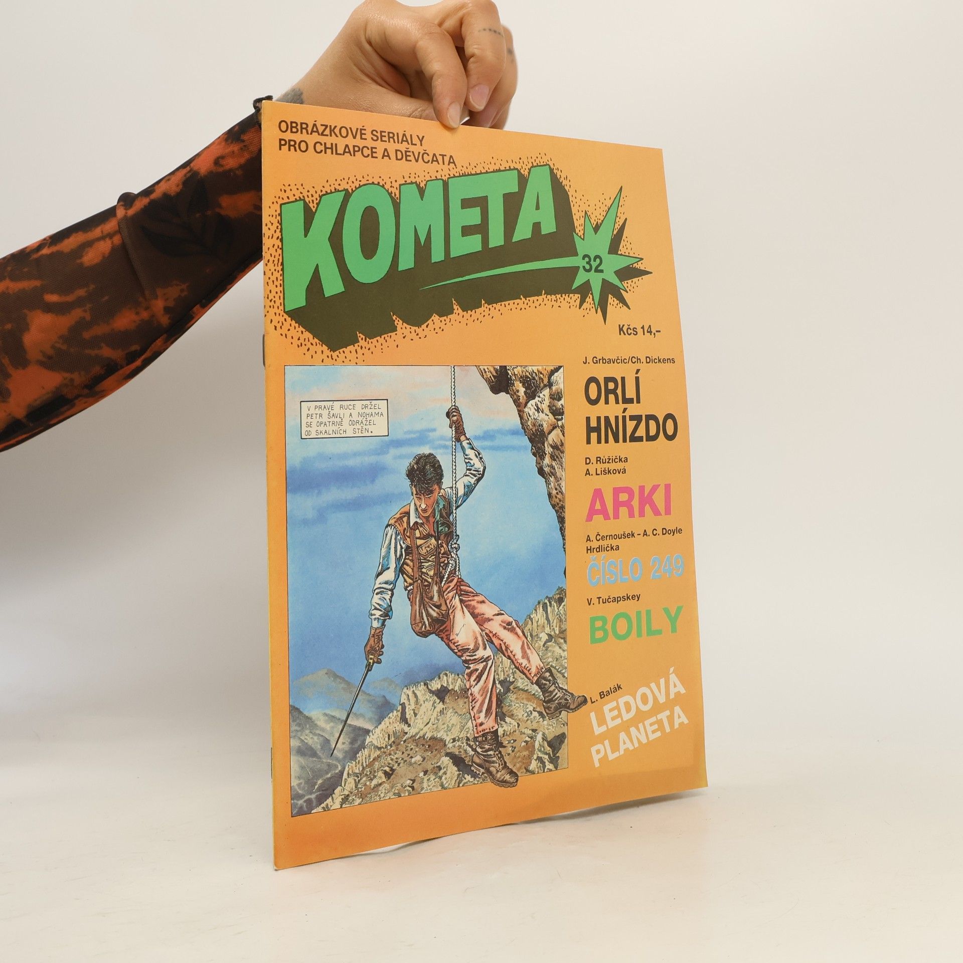 Autores varios Kometa 32