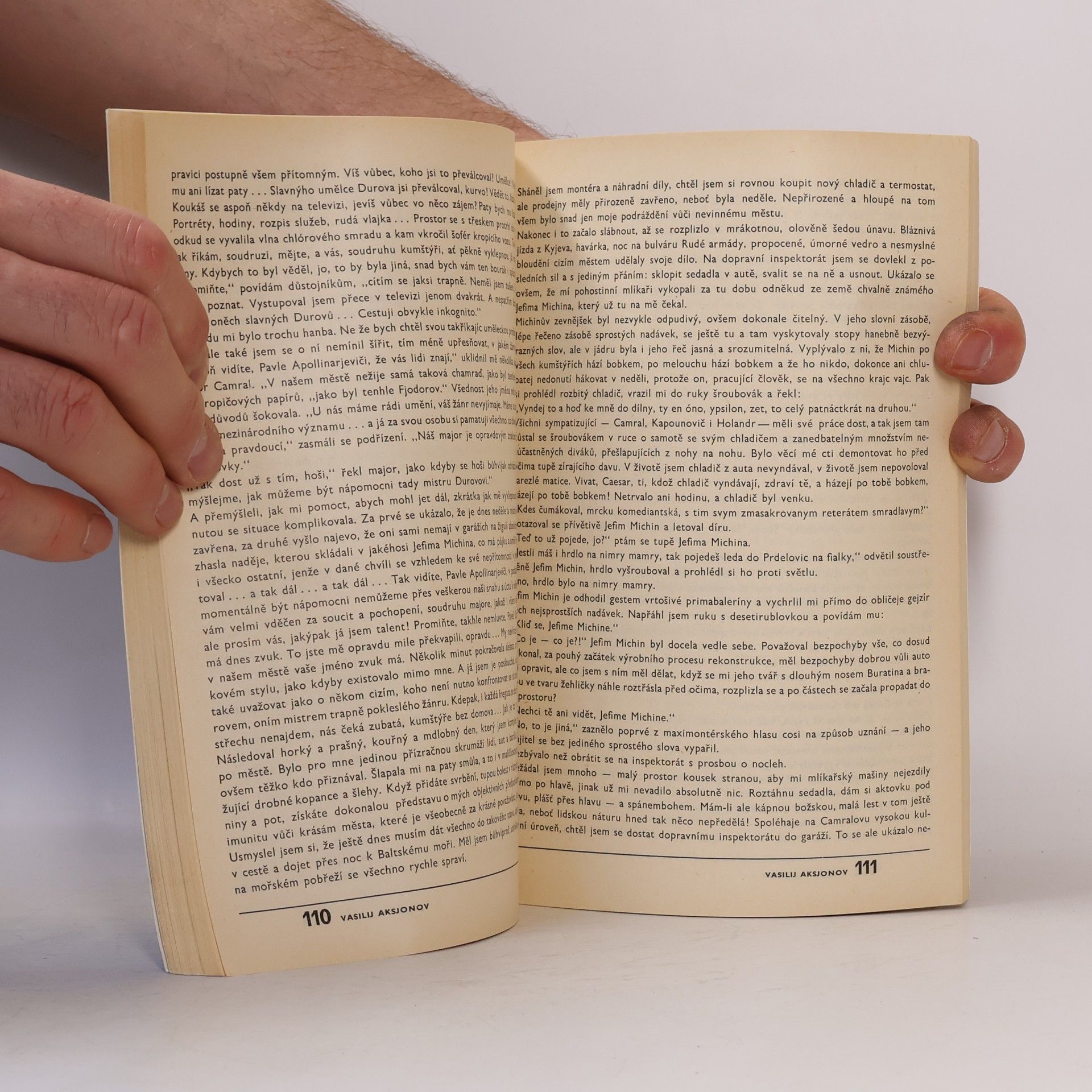 Autores varios Světová literatura 4/79