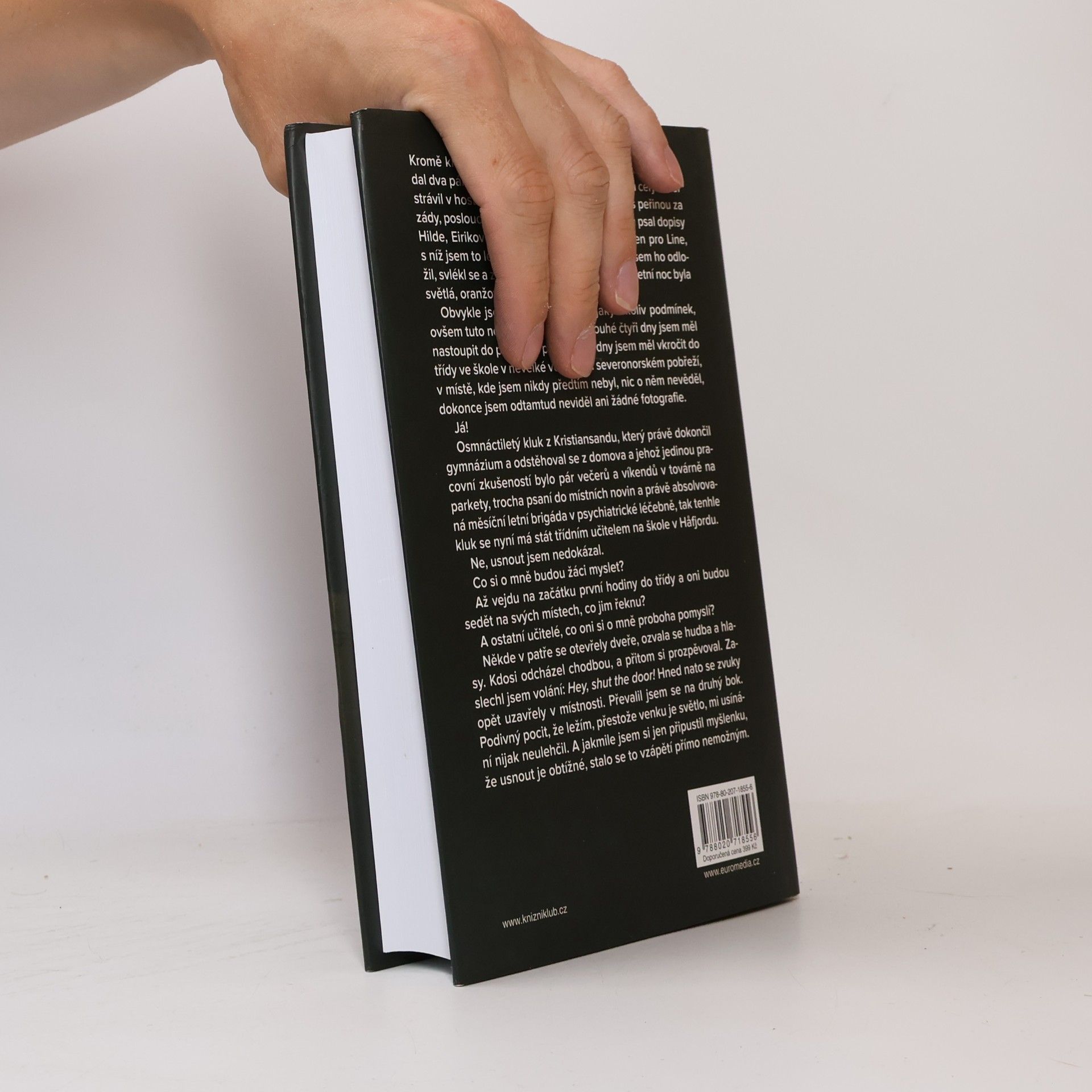 Karl Ove Knausgaard Můj boj. 4, Tanec v temnotách