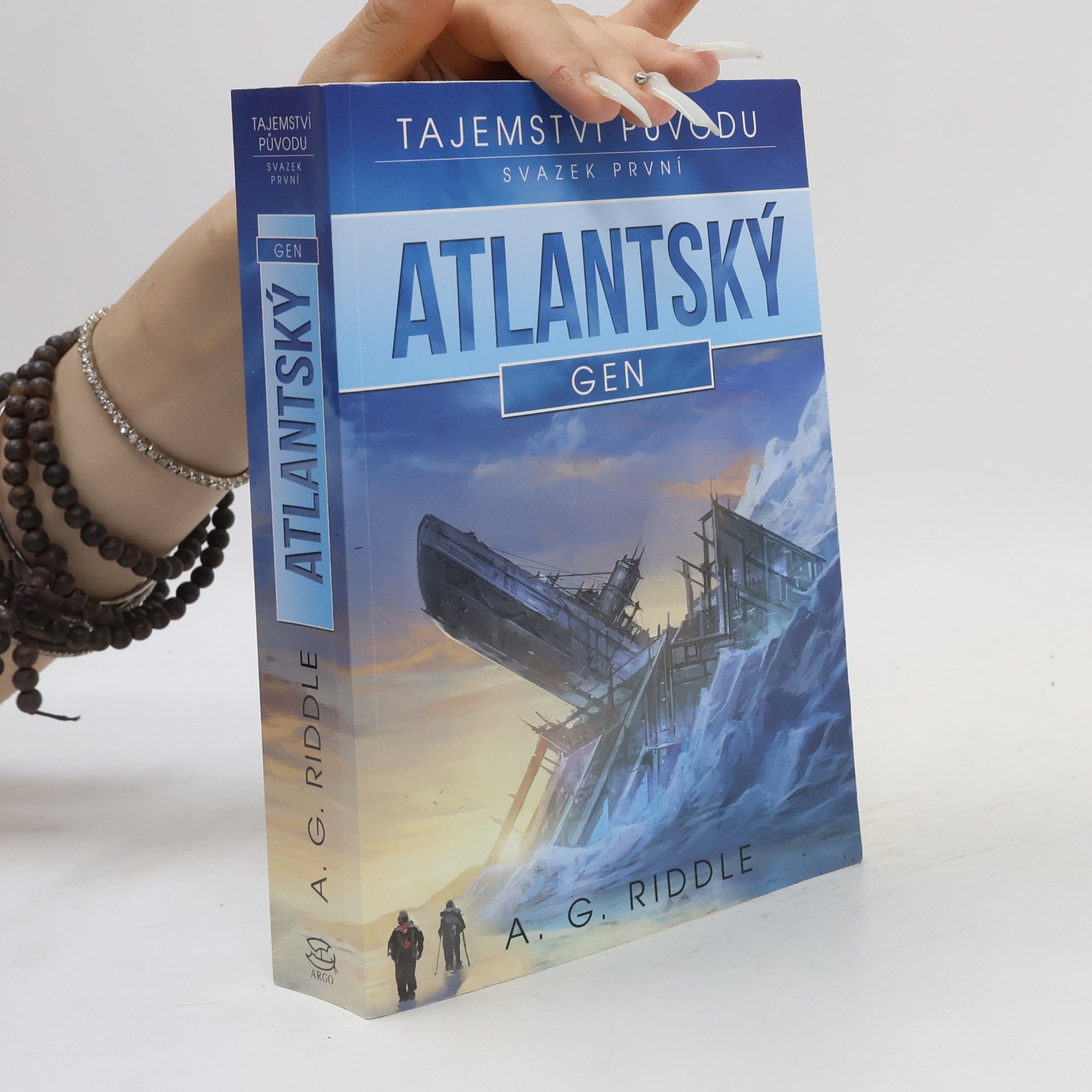 A. G. Riddle Tajemství původu. Svazek první, Atlantský gen