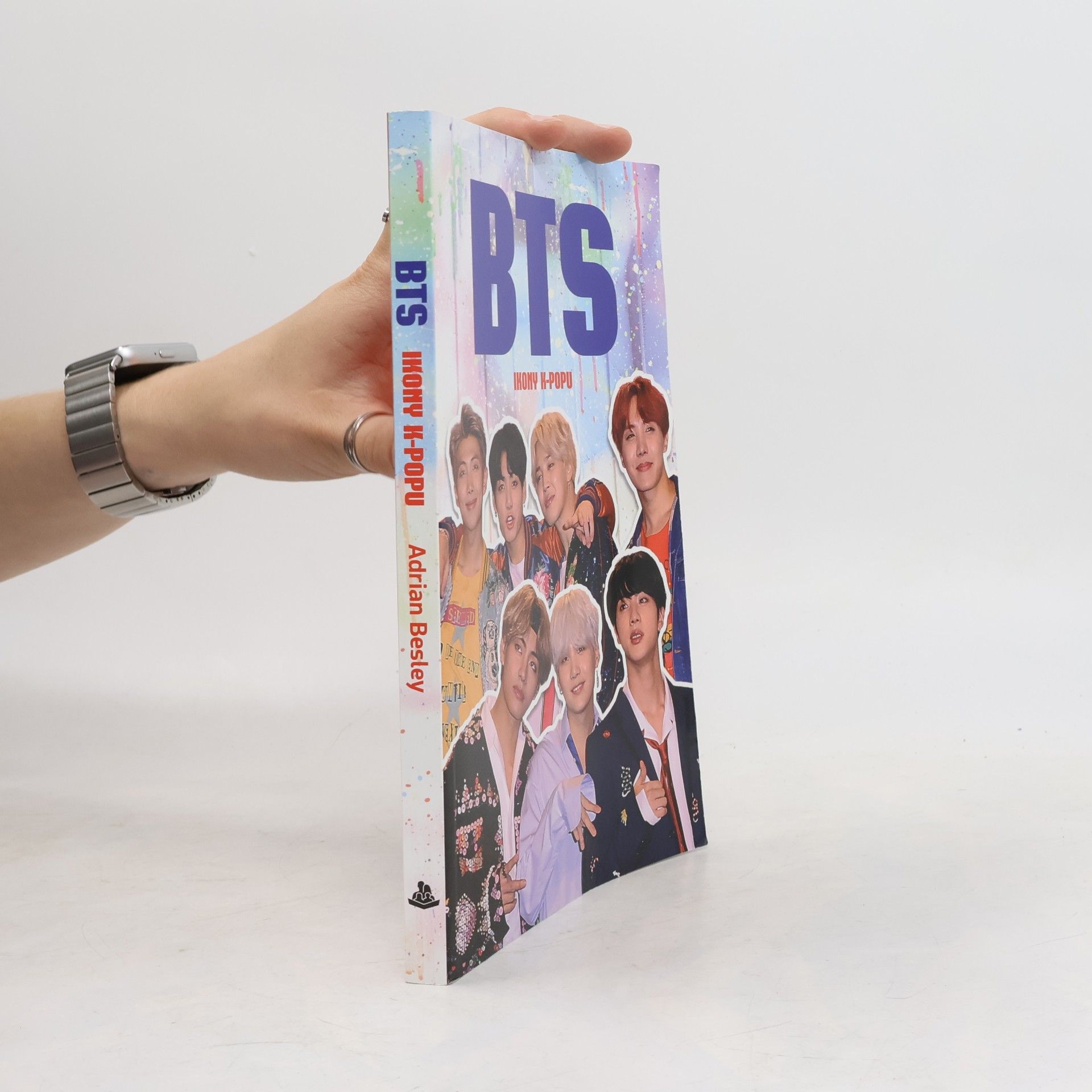 Adrian Besley BTS: ikony K-popu