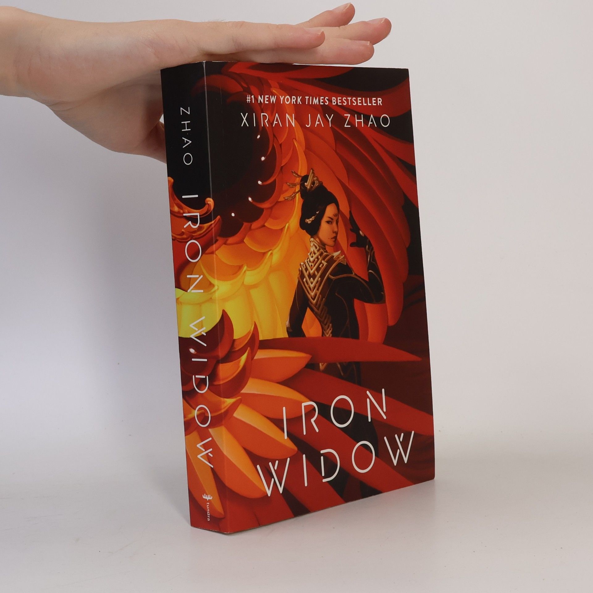 Xiran Jay Zhao Iron Widow