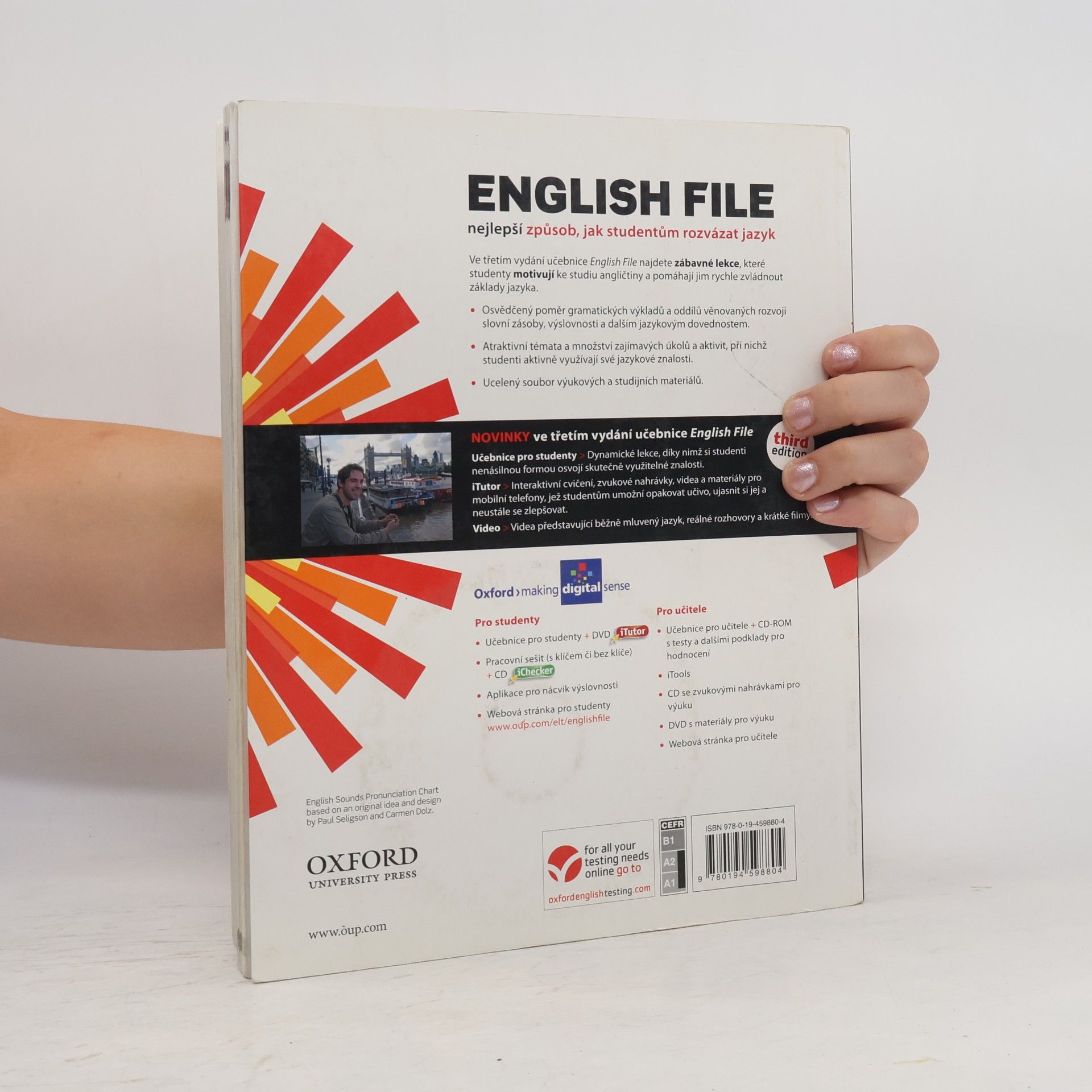Christina Latham-Koenig English file : Elementary. Student's book