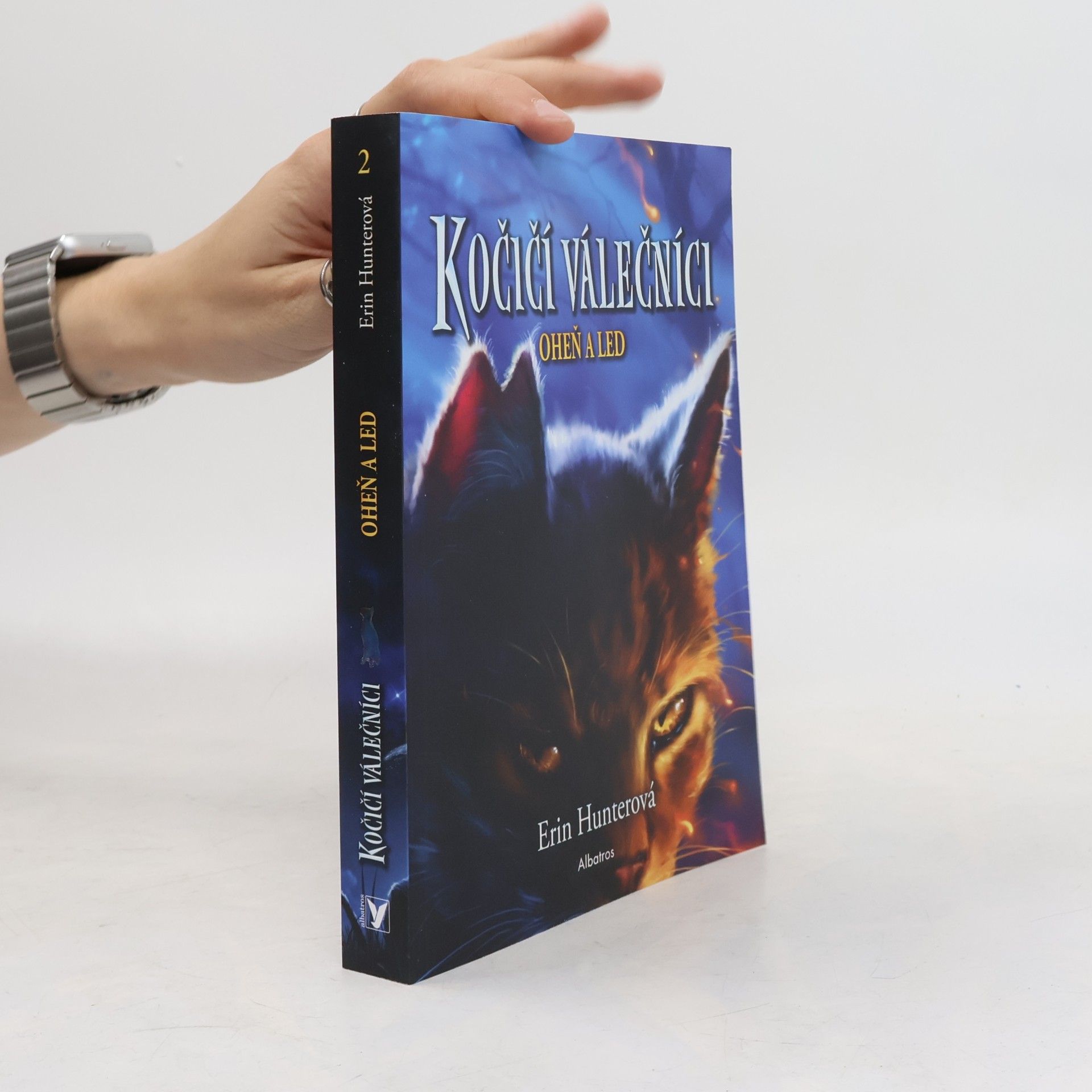 Erin Hunter Kočičí válečníci. Oheň a led