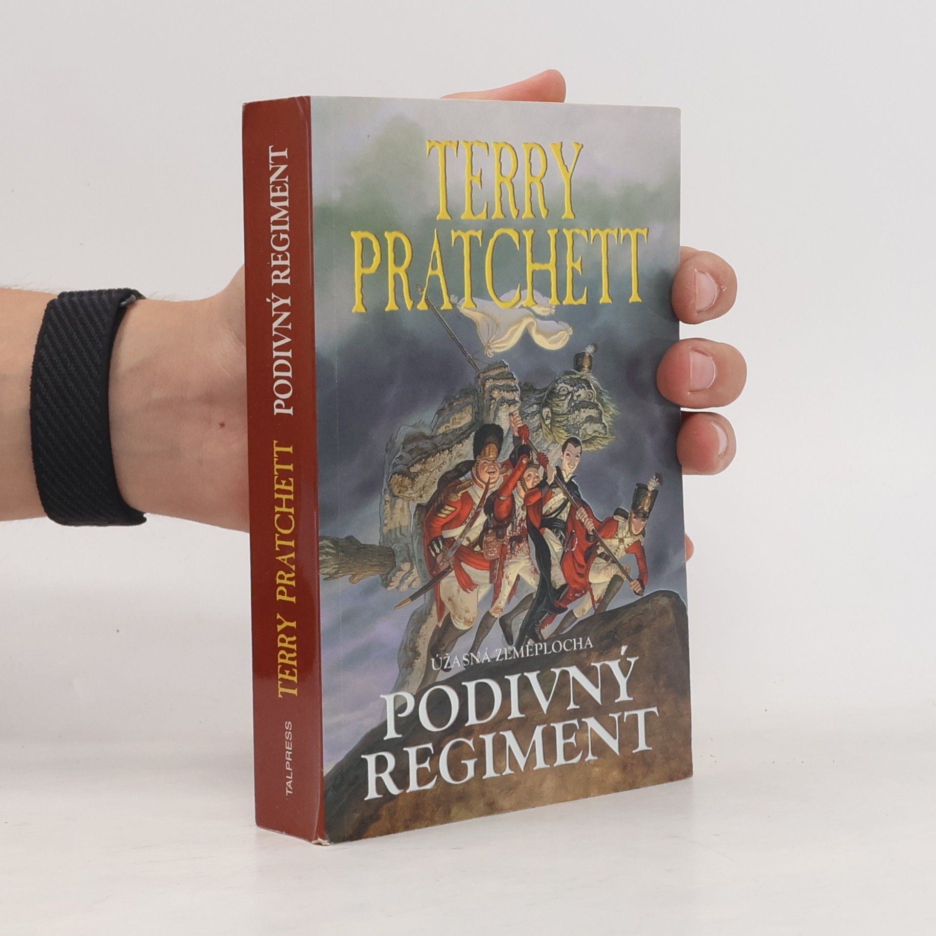 Terry Pratchett Podivný regiment