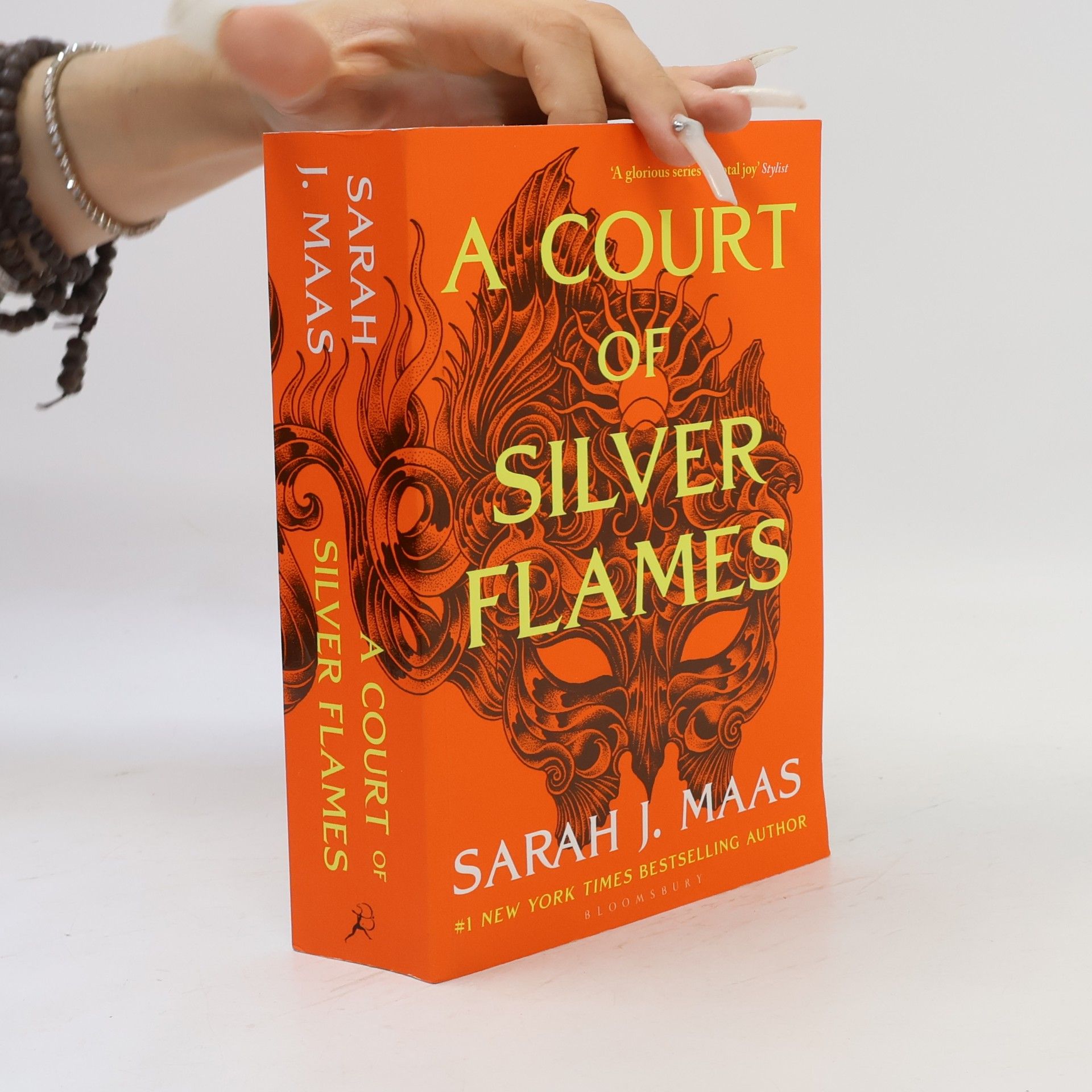 Sarah J. Maas A Court of Silver Flames