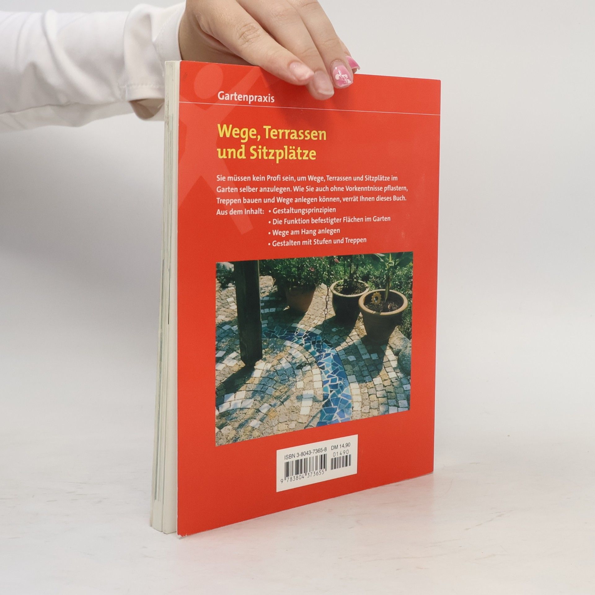 Max Kirschner Wege, Terrassen und Sitzplätze.