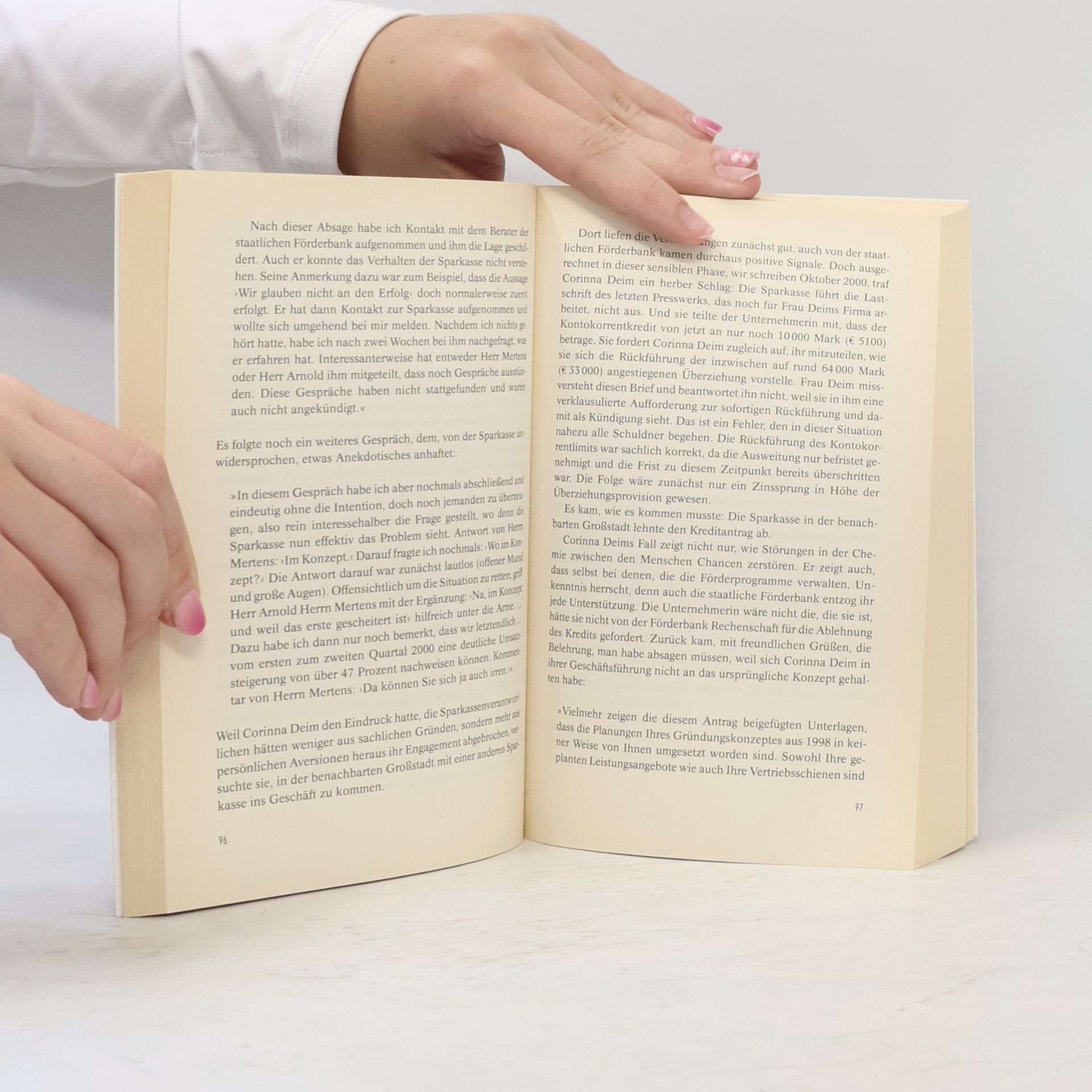 Hans Georg Möntmann Die Bank als Räuber oder: wie nehmen wir den Kunden aus ; alles, was die Banken nie verraten, Berater verschweigen und nur echte Profis wissen. Das Buch für jeden, der ein Konto hat