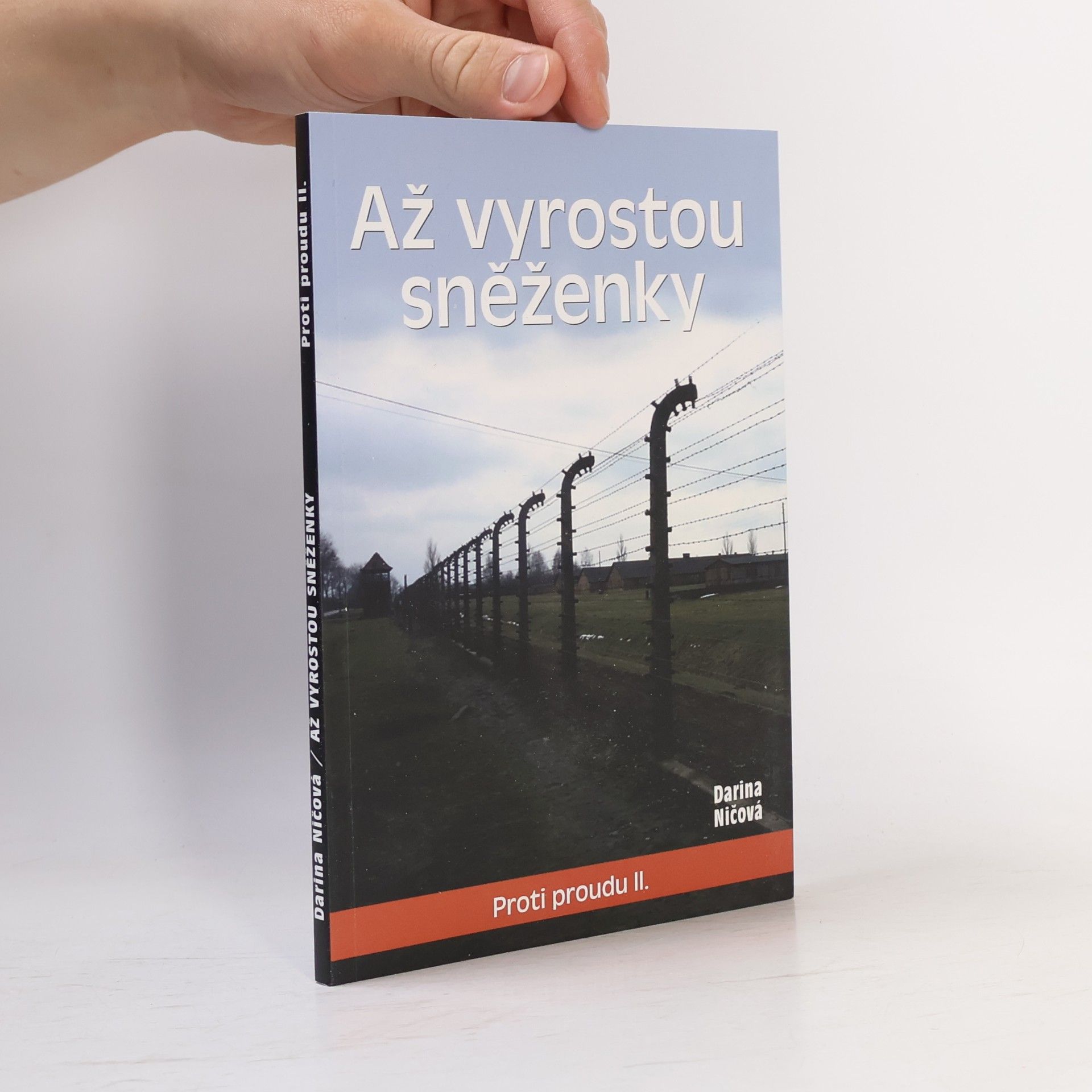 Darina Ničová Až vyrostou sněženky