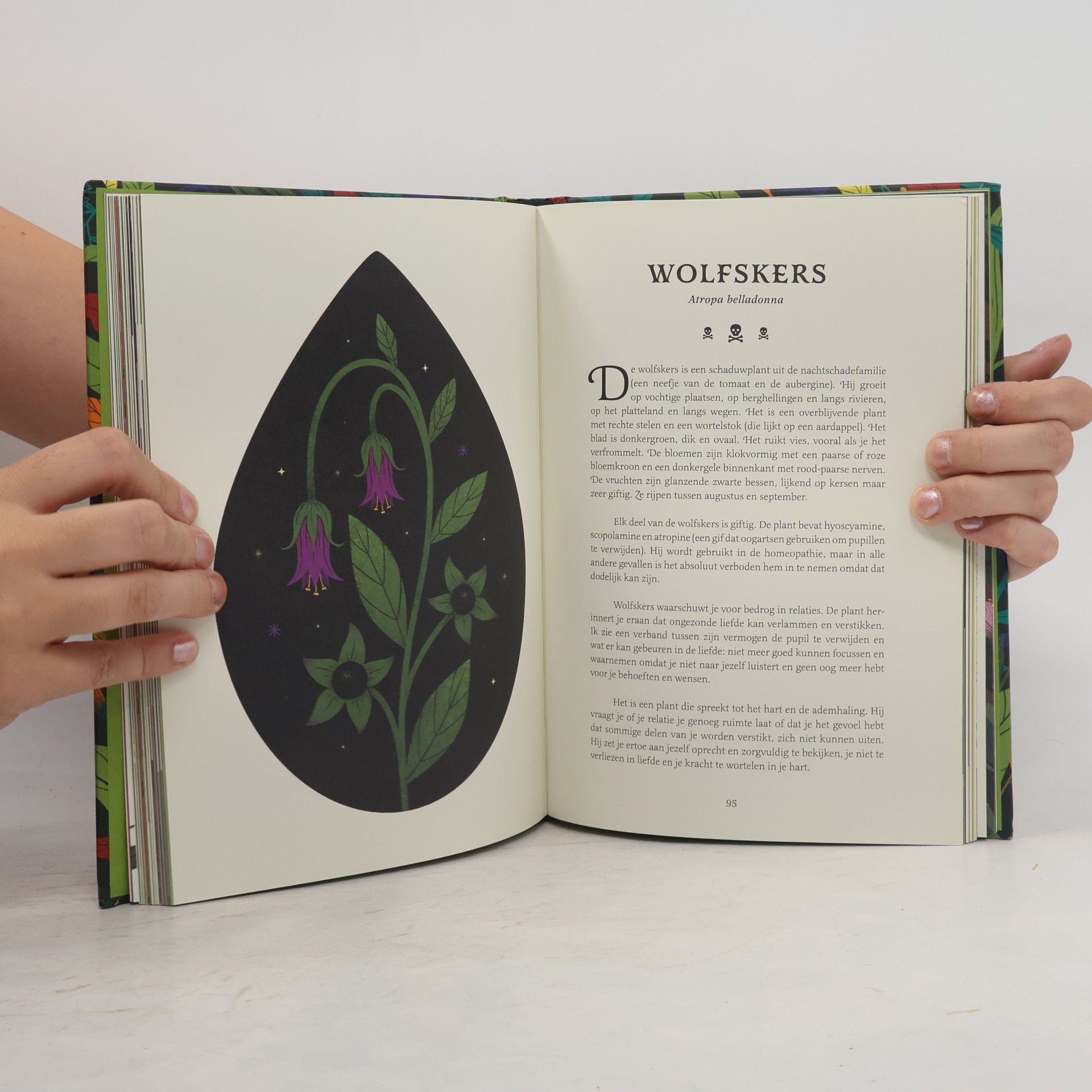 Cecilia Lattari Wicca botanica
