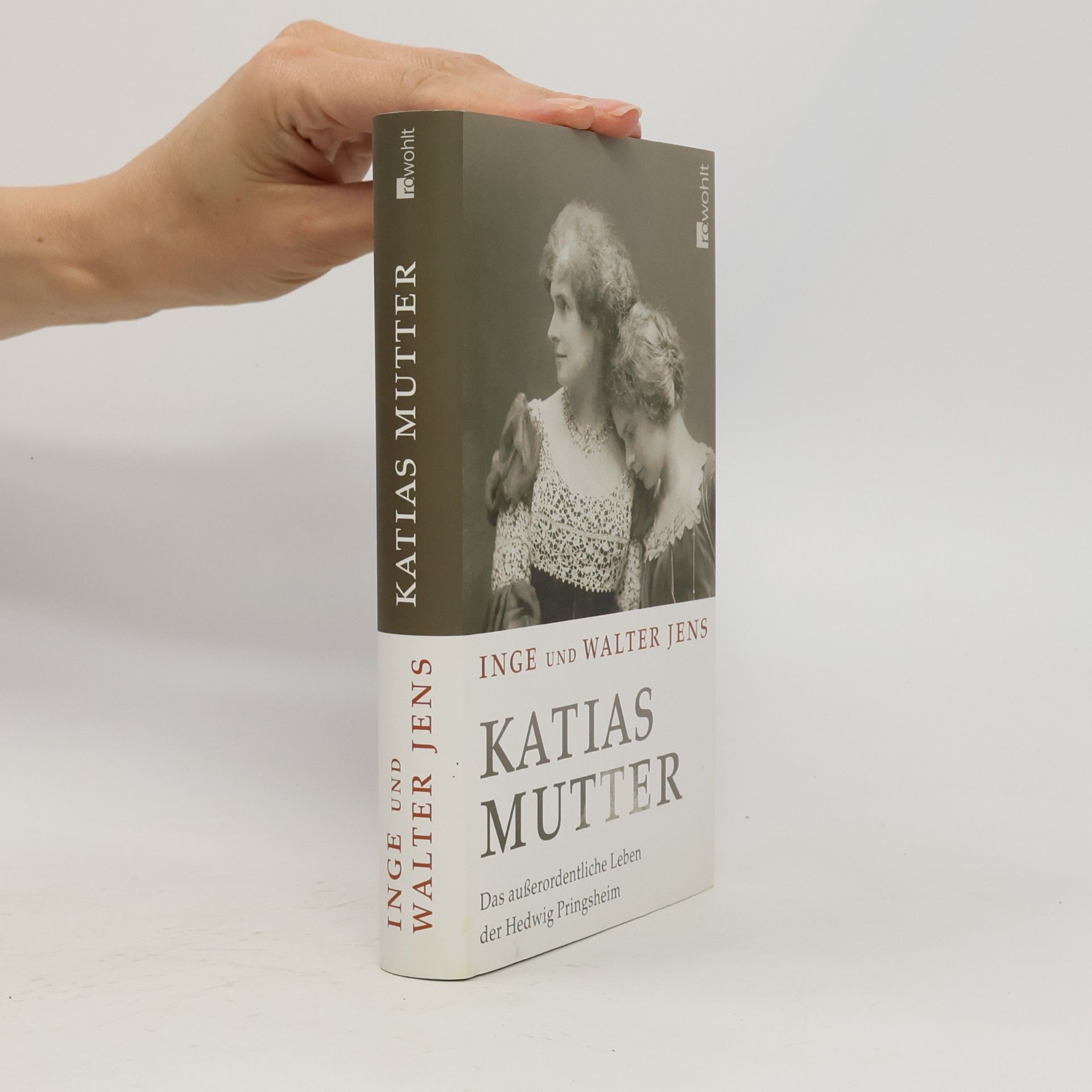 Katias Mutter