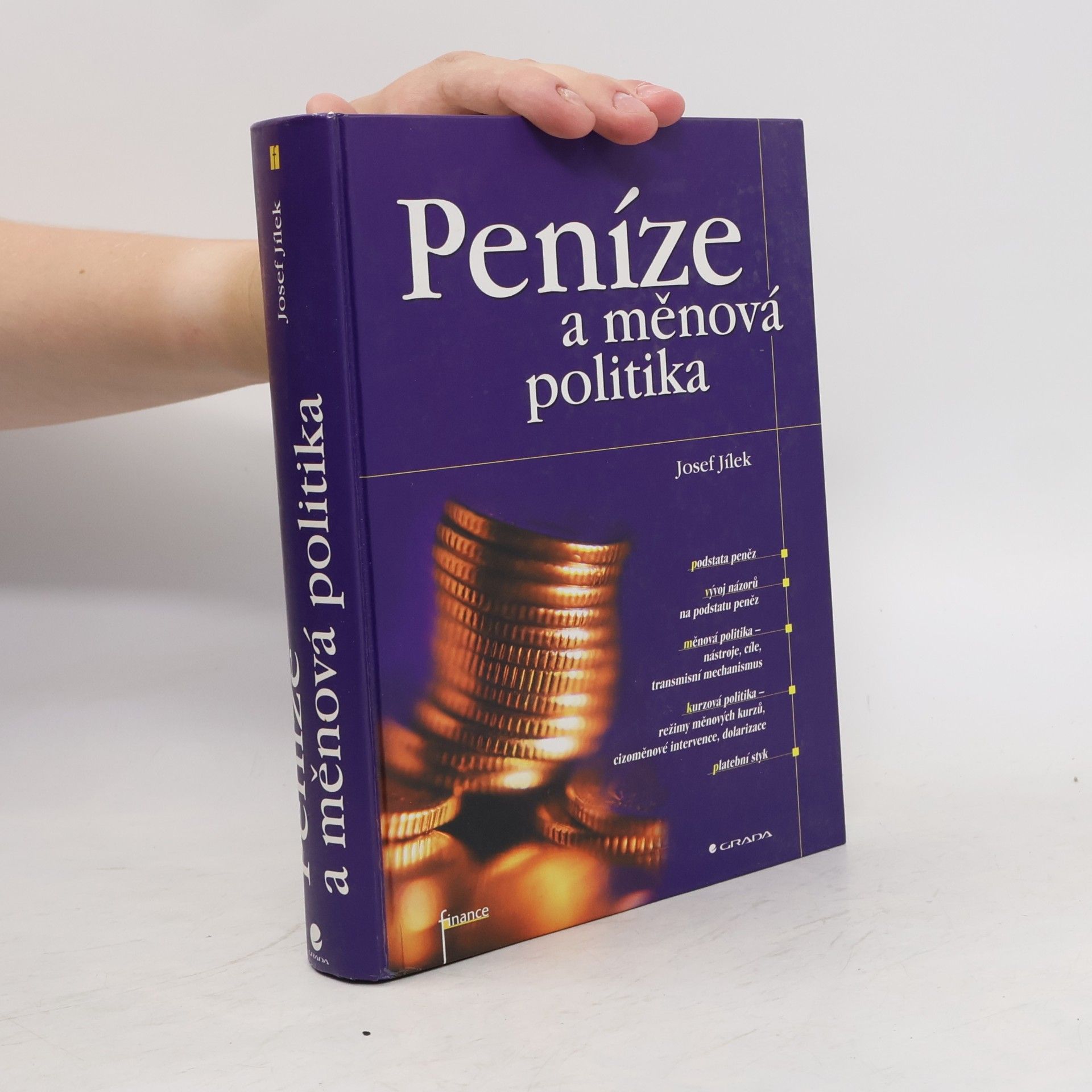 Peníze a měnová politika