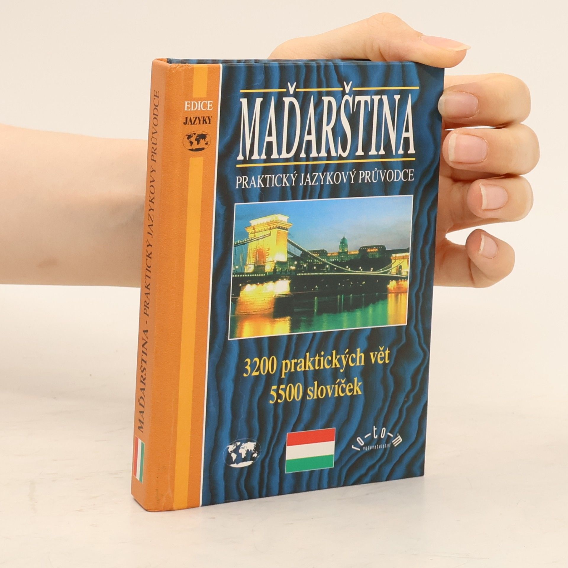 Autorenkollektiv Maďarština - praktický jazykový průvodce