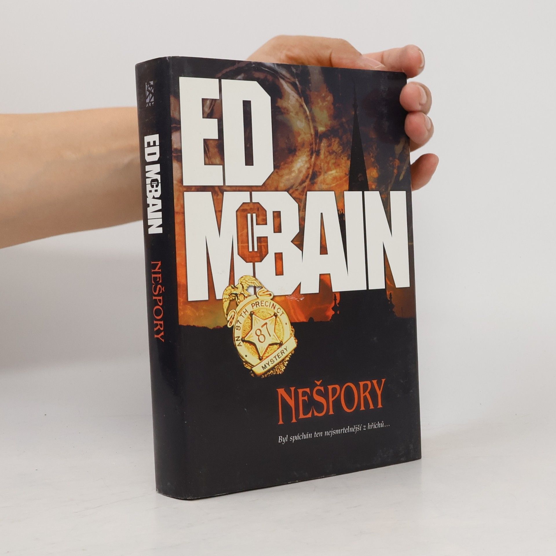 Ed McBain Nešpory. Román z 87. revíru