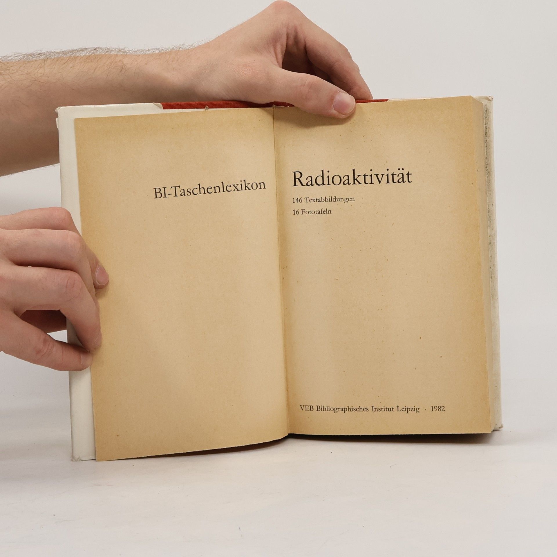 Joachim Bös Radioaktivität