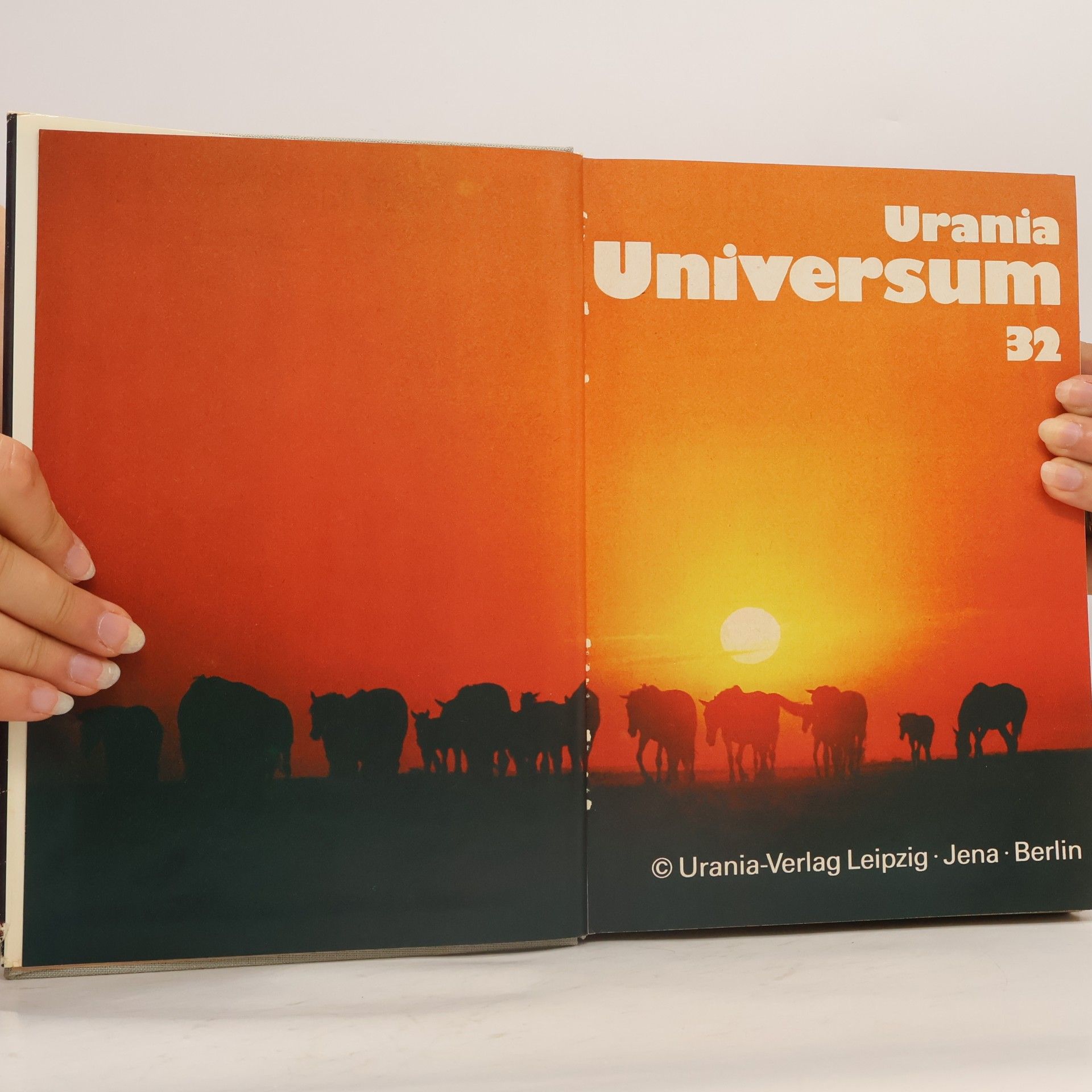 Collectif d'auteurs Urania Universum Band 32